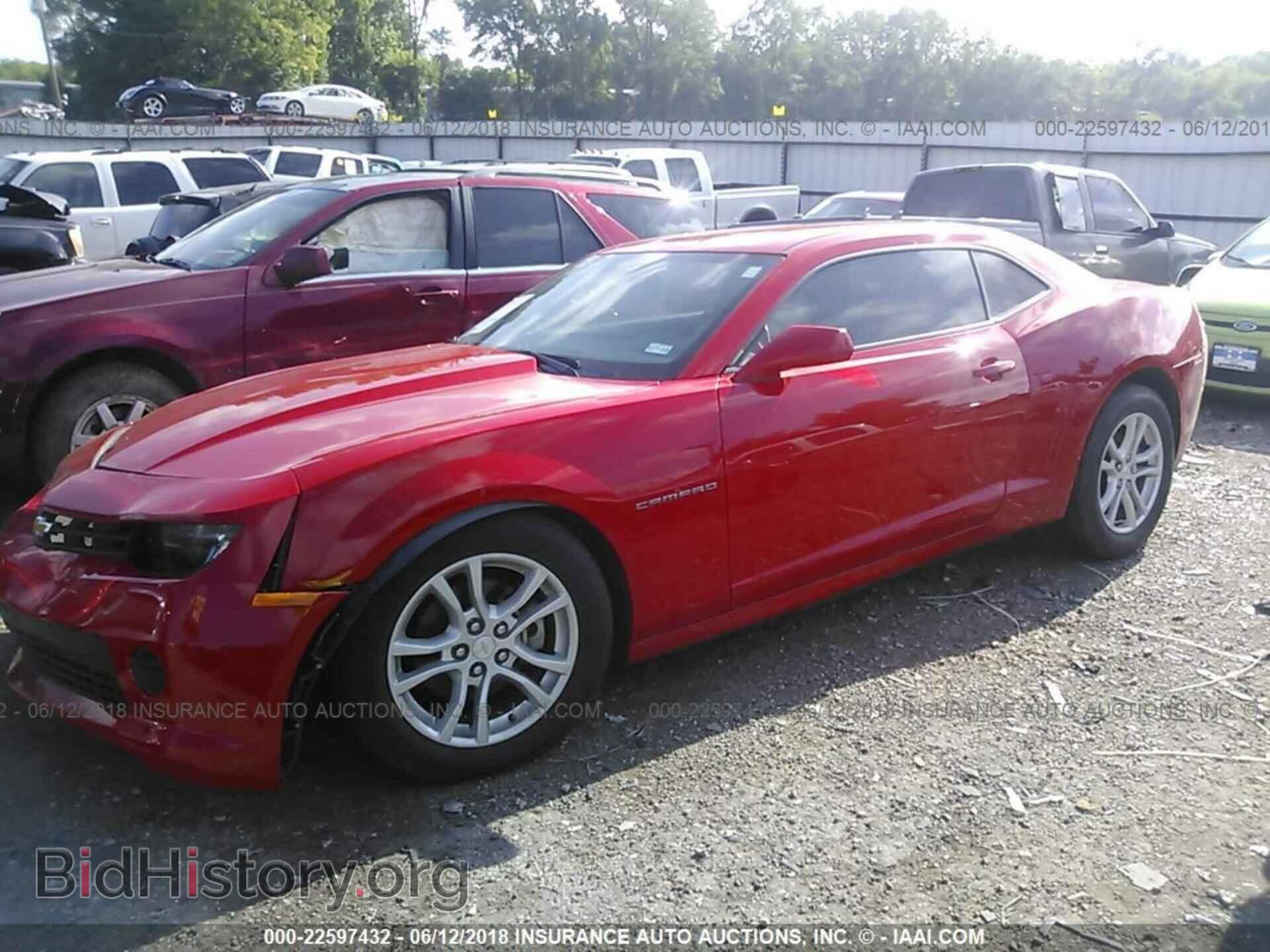 2015 Chevrolet Camaro - VIN: 2G1FB1E31F9248617 - Photo 2
