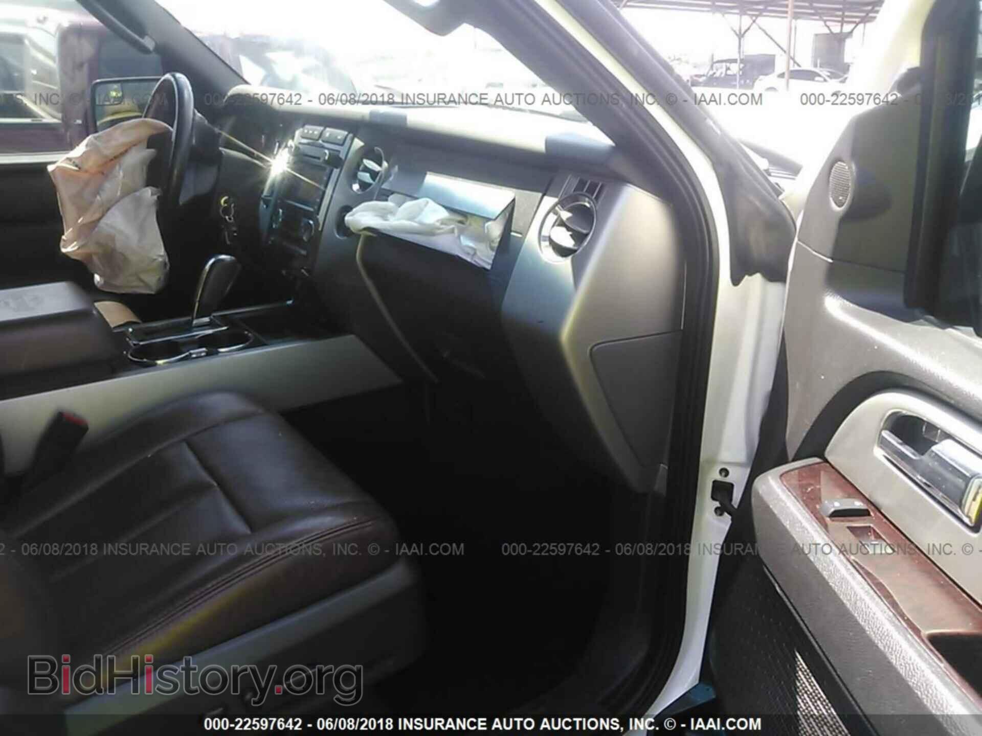 2014 Ford Expedition - VIN: 1FMJU1H5XEEF22476 - Фото 5