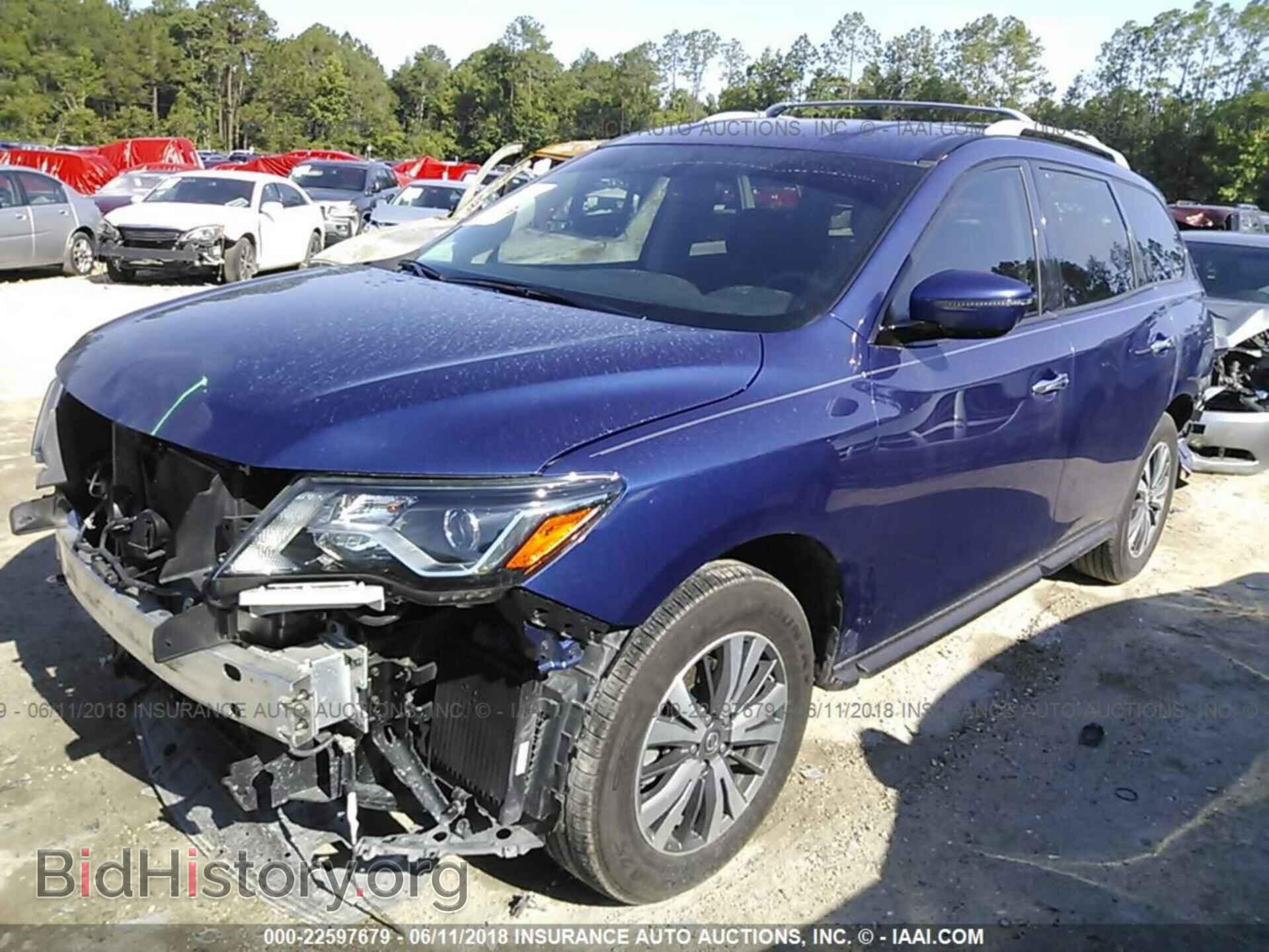 2017 Nissan Pathfinder - VIN: 5N1DR2MN7HC650751 - Фото 2