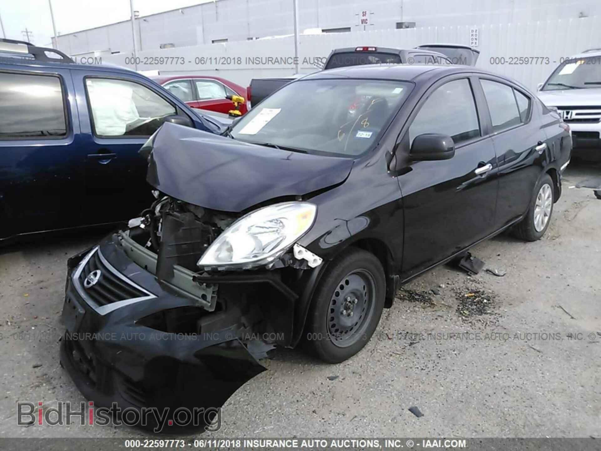 2013 Nissan Versa - VIN: 3N1CN7AP1DL868507 - Фото 2