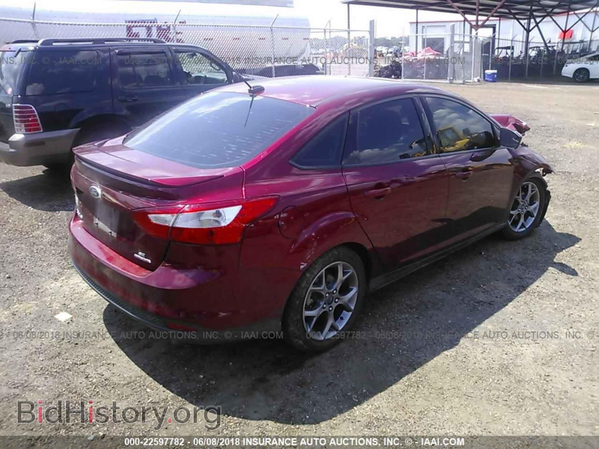 2014 Ford Focus - VIN: 1FADP3F25EL416824 - Фото 4