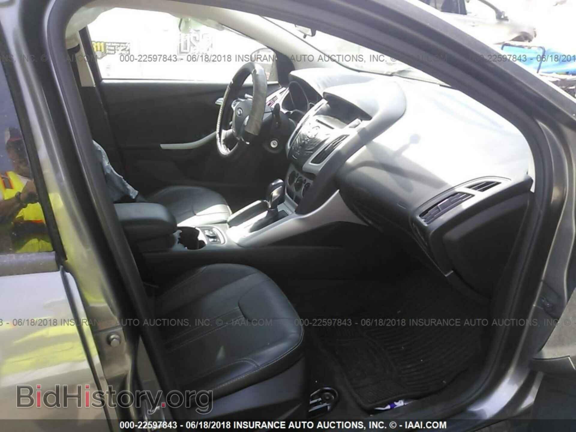 2014 Ford Focus - VIN: 1FADP3F20EL178641 - Фото 5