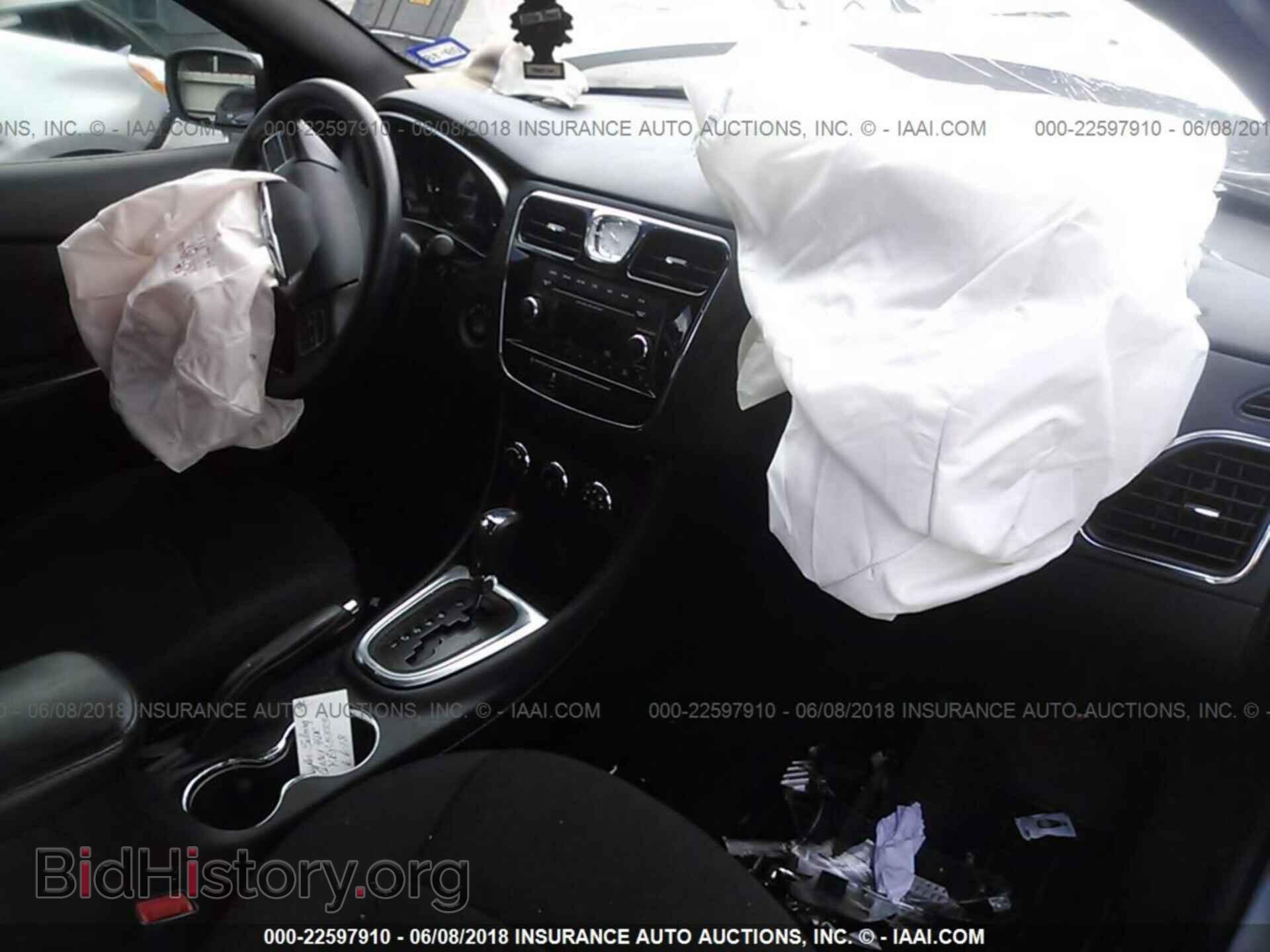 2012 Chrysler 200 - VIN: 1C3CCBAB7CN317074 - Фото 5