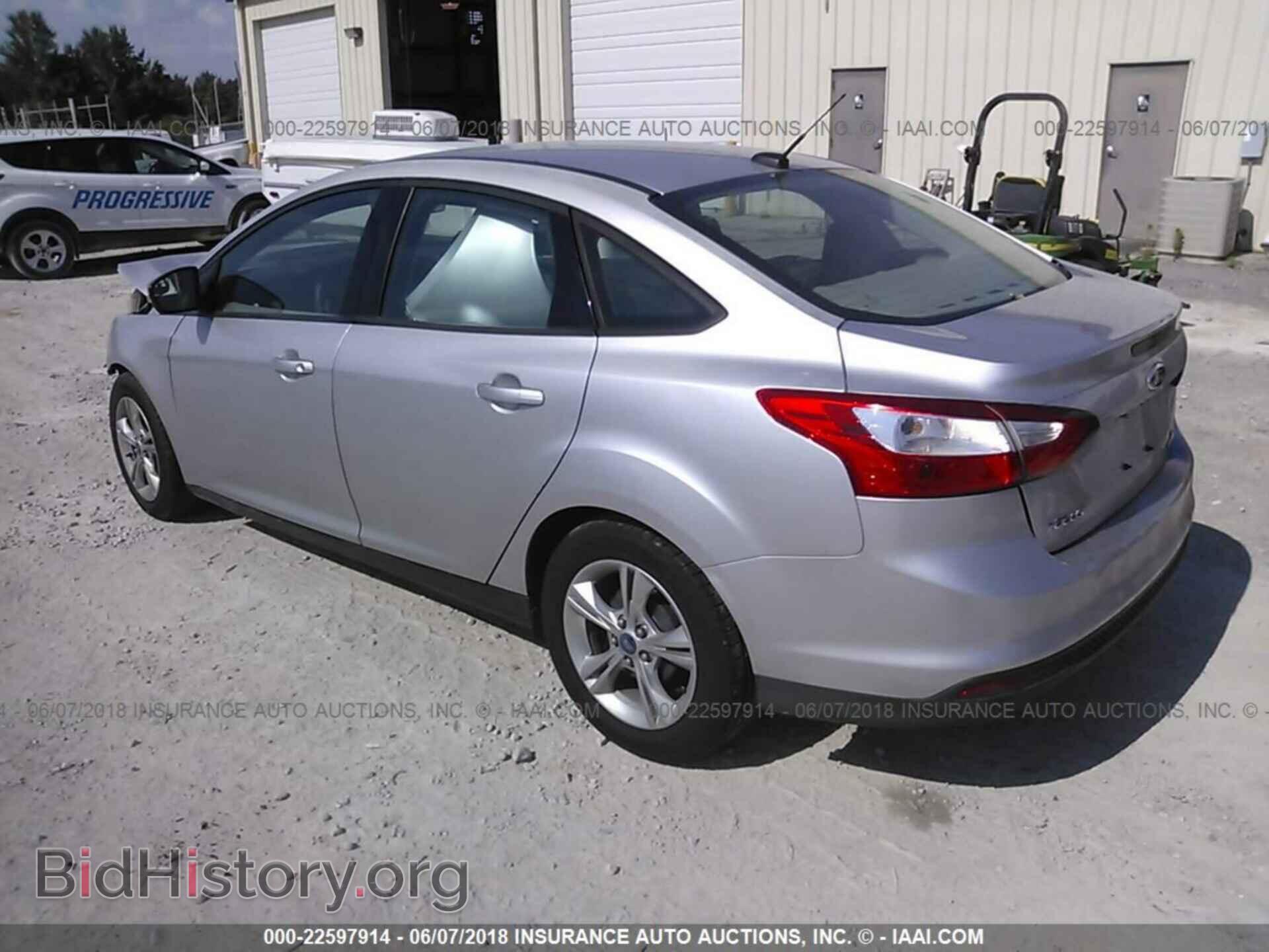 2013 Ford Focus - VIN: 1FADP3F21DL274860 - Photo 3