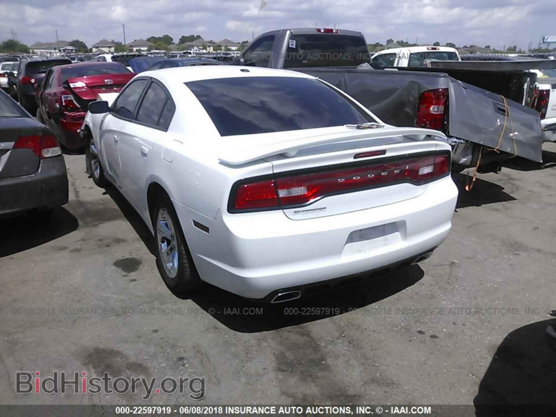 2013 Dodge Charger - VIN: 2C3CDXHG6DH552670 - Фото 3