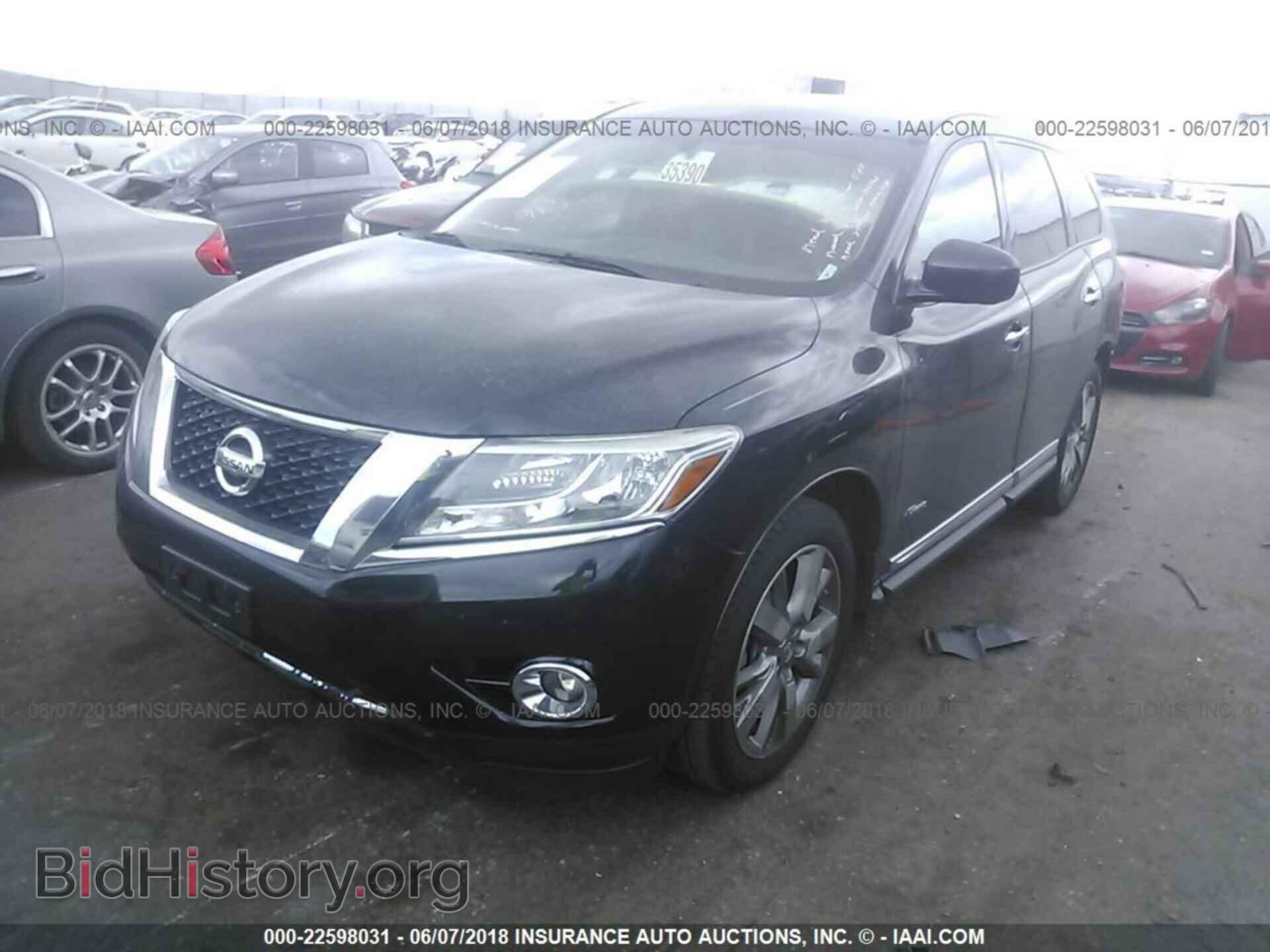 2014 Nissan Pathfinder - VIN: 5N1CR2MM4EC660734 - Фото 2