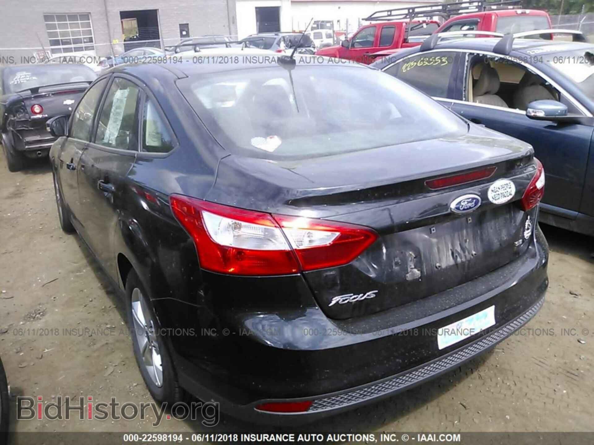 2014 Ford Focus - VIN: 1FADP3F20EL306294 - Фото 3