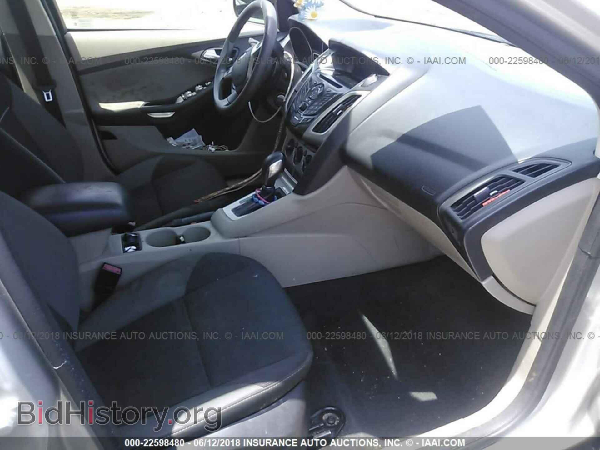2013 Ford Focus - VIN: 1FADP3F23DL135877 - Photo 5