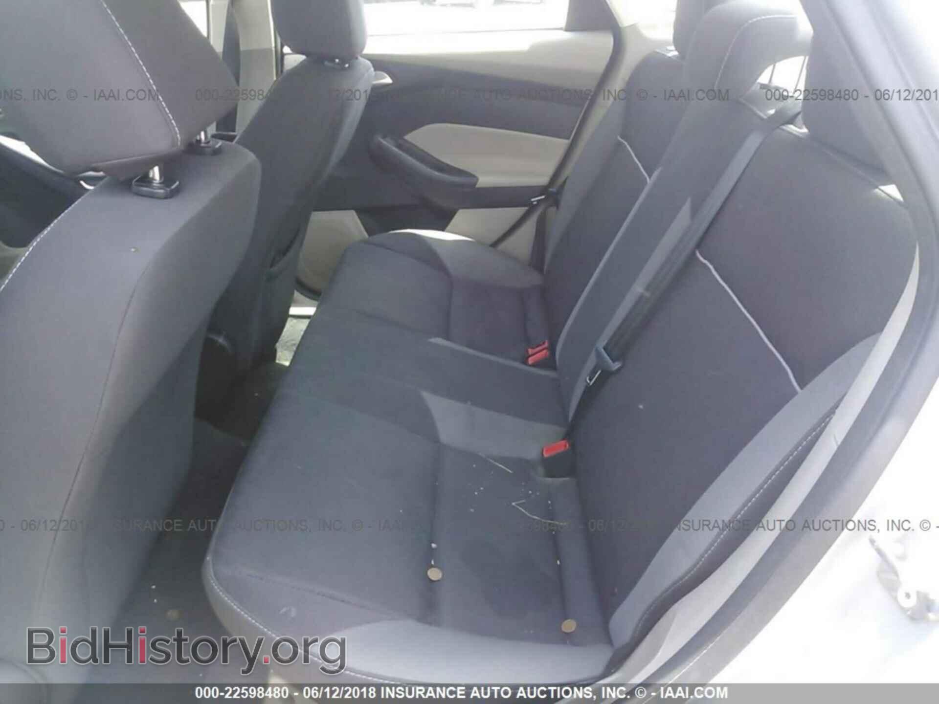 2013 Ford Focus - VIN: 1FADP3F23DL135877 - Photo 8