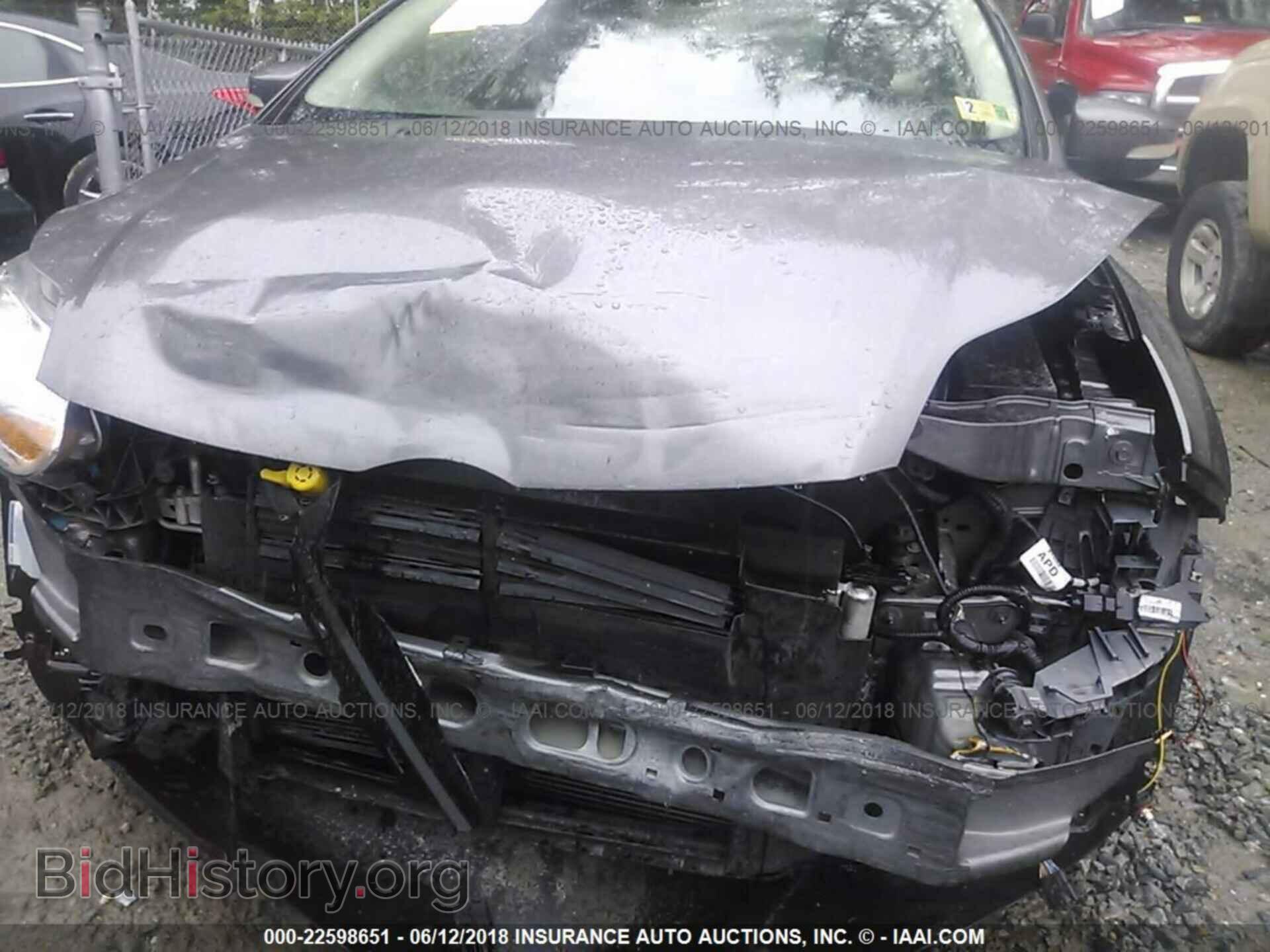 2012 Ford Focus - VIN: 1FAHP3H21CL298847 - Photo 6