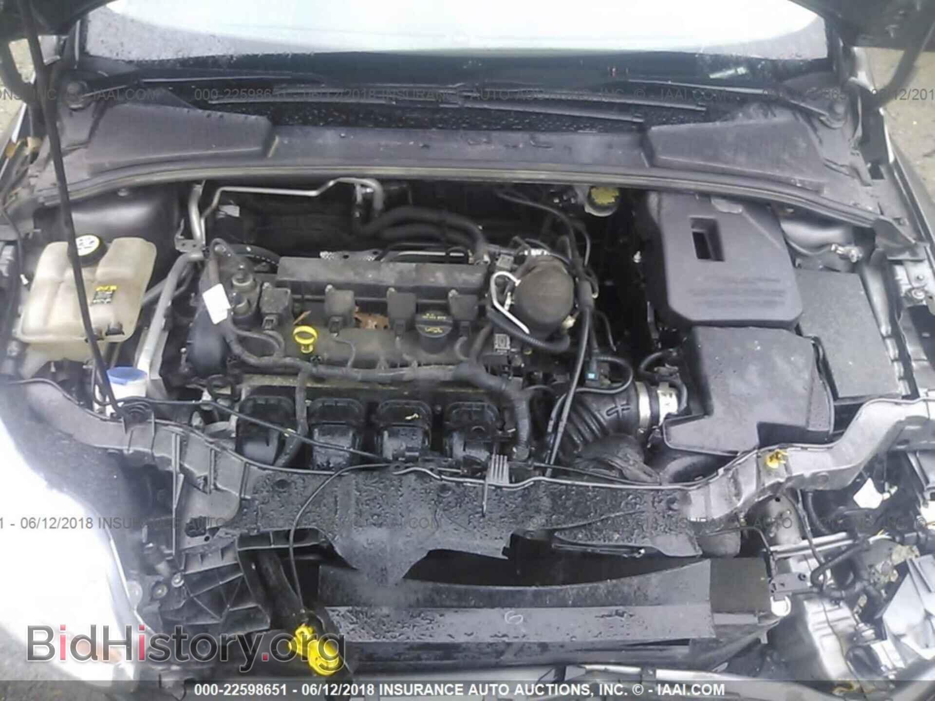 2012 Ford Focus - VIN: 1FAHP3H21CL298847 - Photo 10