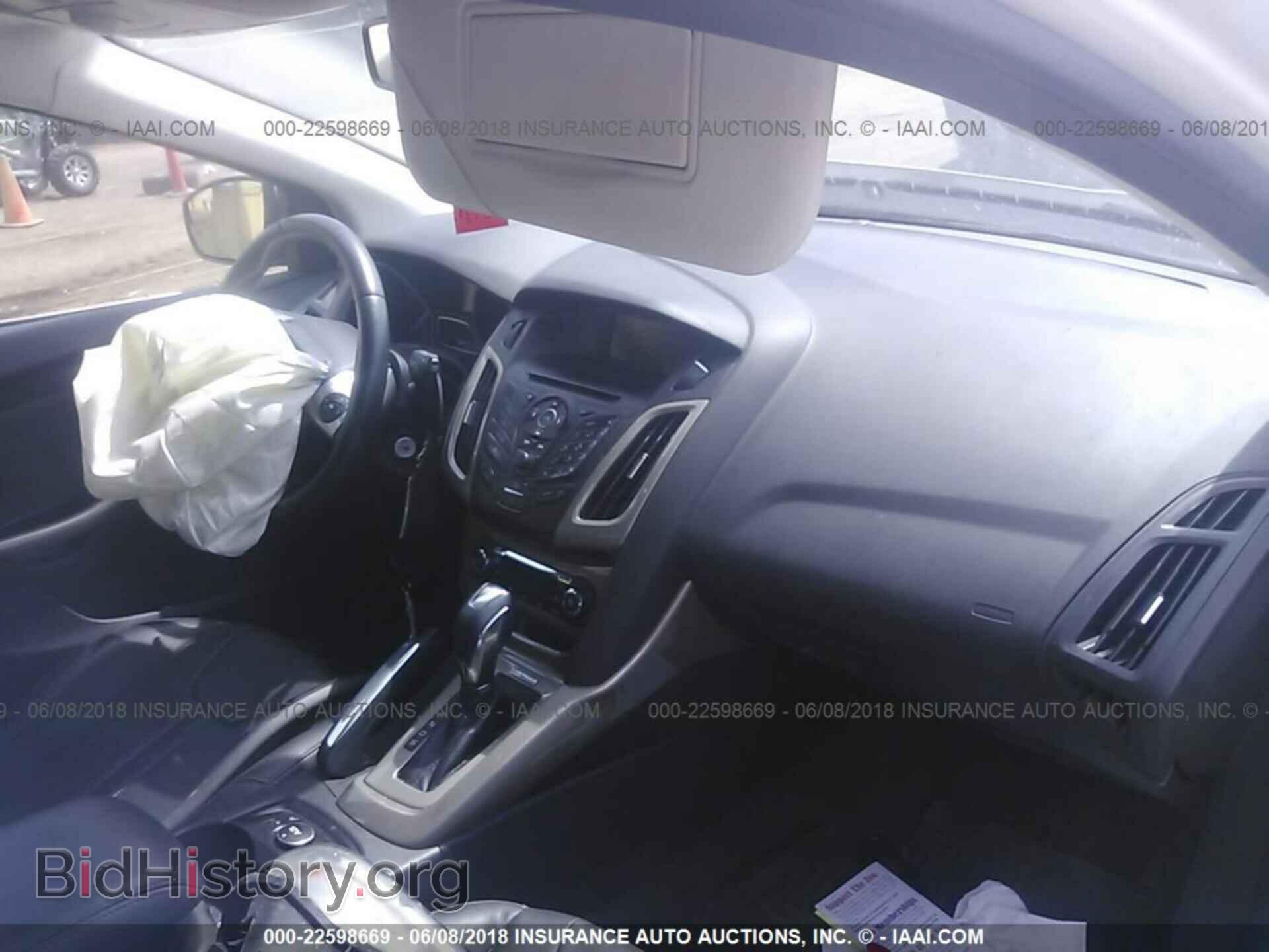2012 Ford Focus - VIN: 1FAHP3M21CL234409 - Фото 5