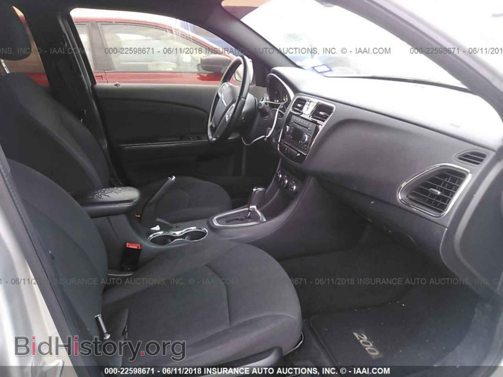 2012 Chrysler 200 - VIN: 1C3CCBBB0CN183670 - Фото 5