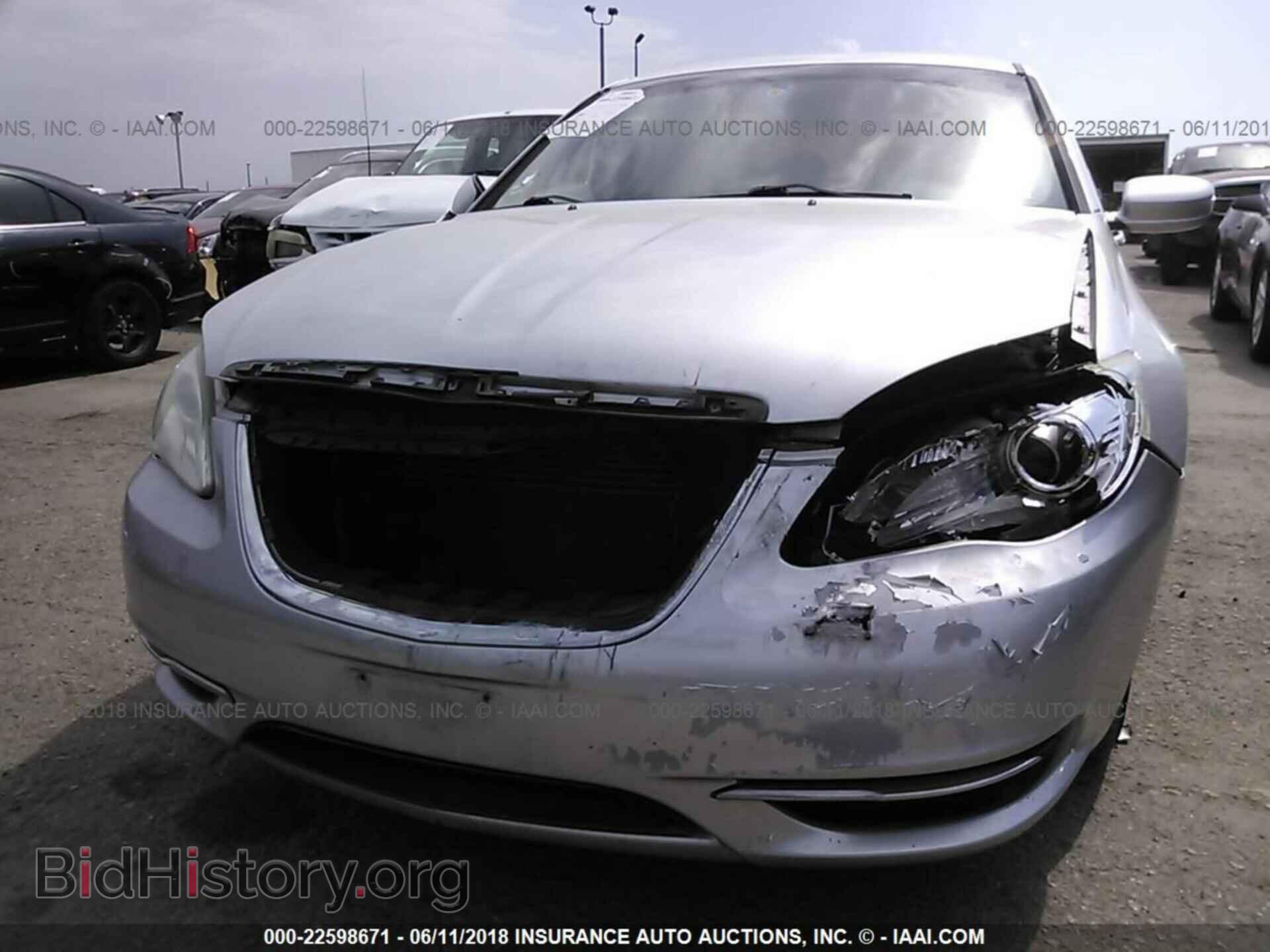 2012 Chrysler 200 - VIN: 1C3CCBBB0CN183670 - Фото 6