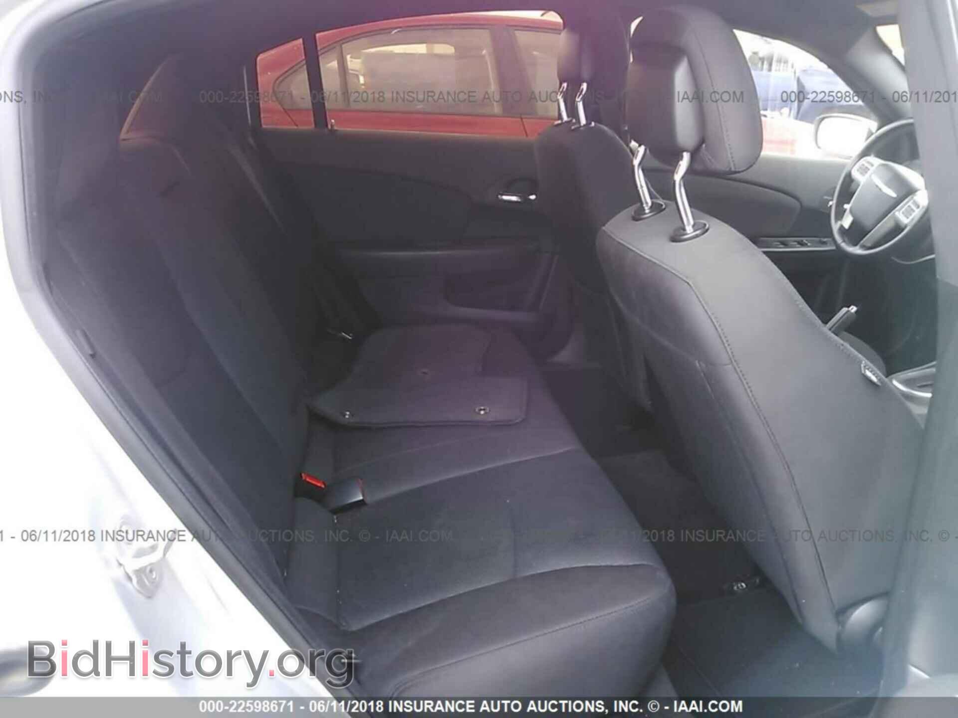 2012 Chrysler 200 - VIN: 1C3CCBBB0CN183670 - Фото 8
