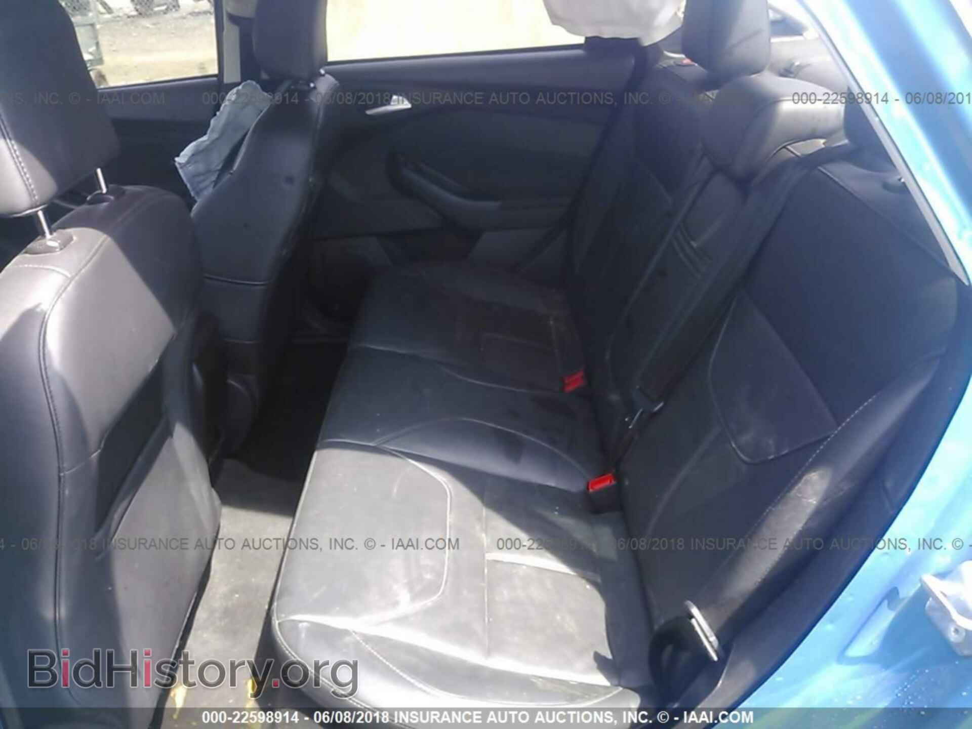 2016 Ford Focus - VIN: 1FADP3F28GL202297 - Photo 8