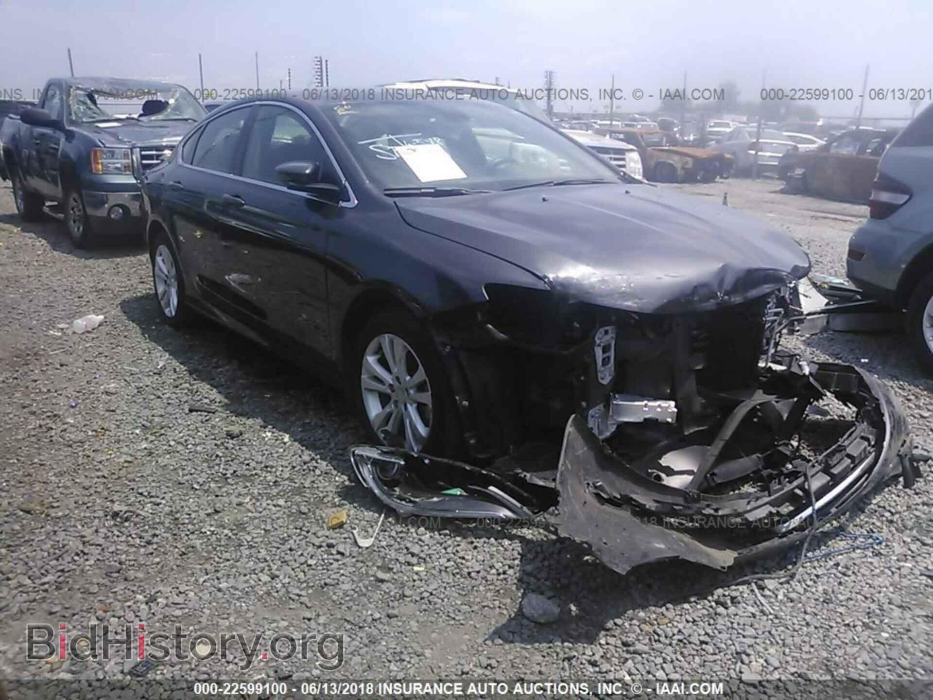 Photo 1C3CCCAB7FN748637 - Chrysler 200 2015