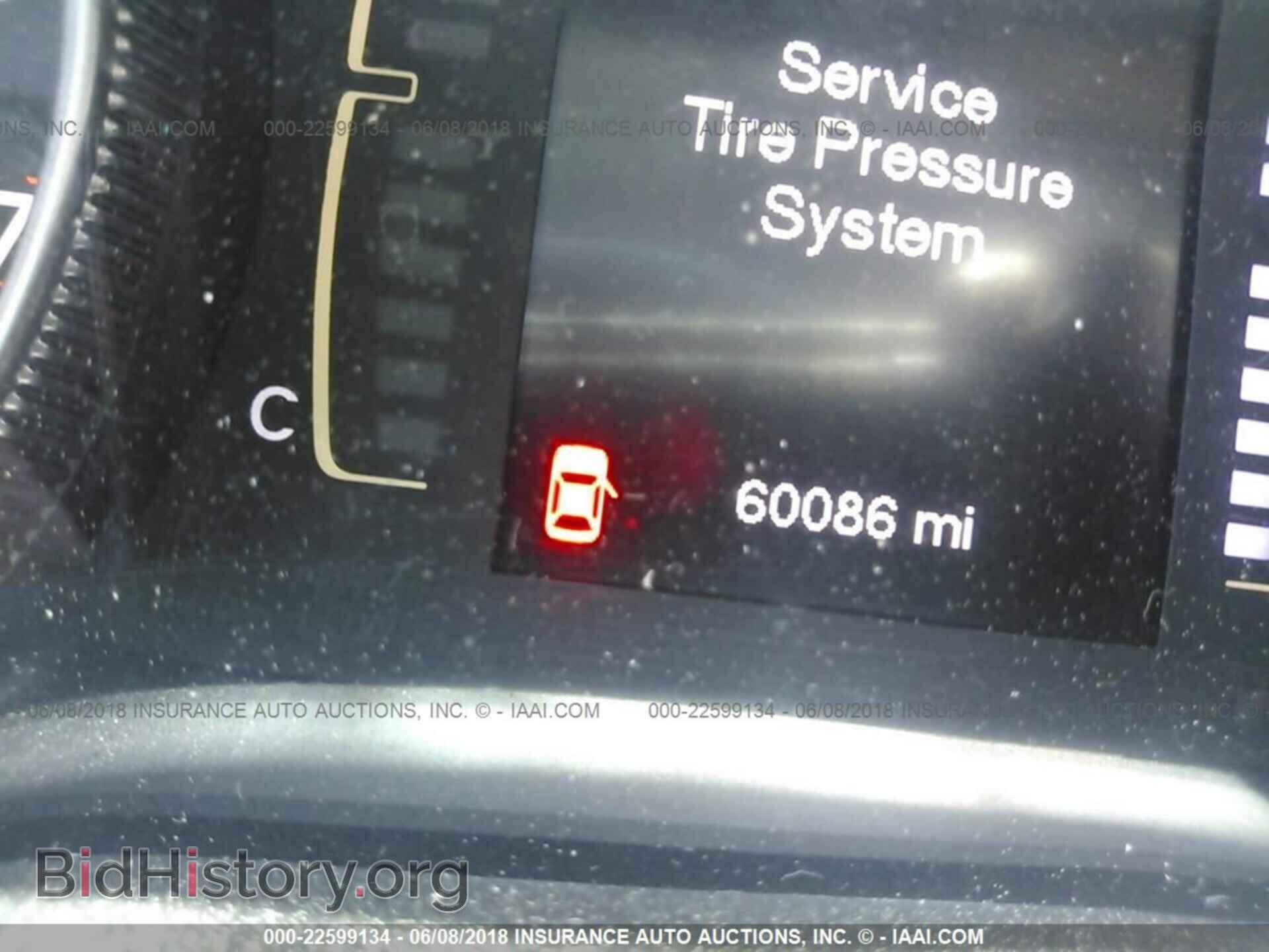 2014 Jeep Cherokee - VIN: 1C4PJLCS3EW302106 - Photo 7