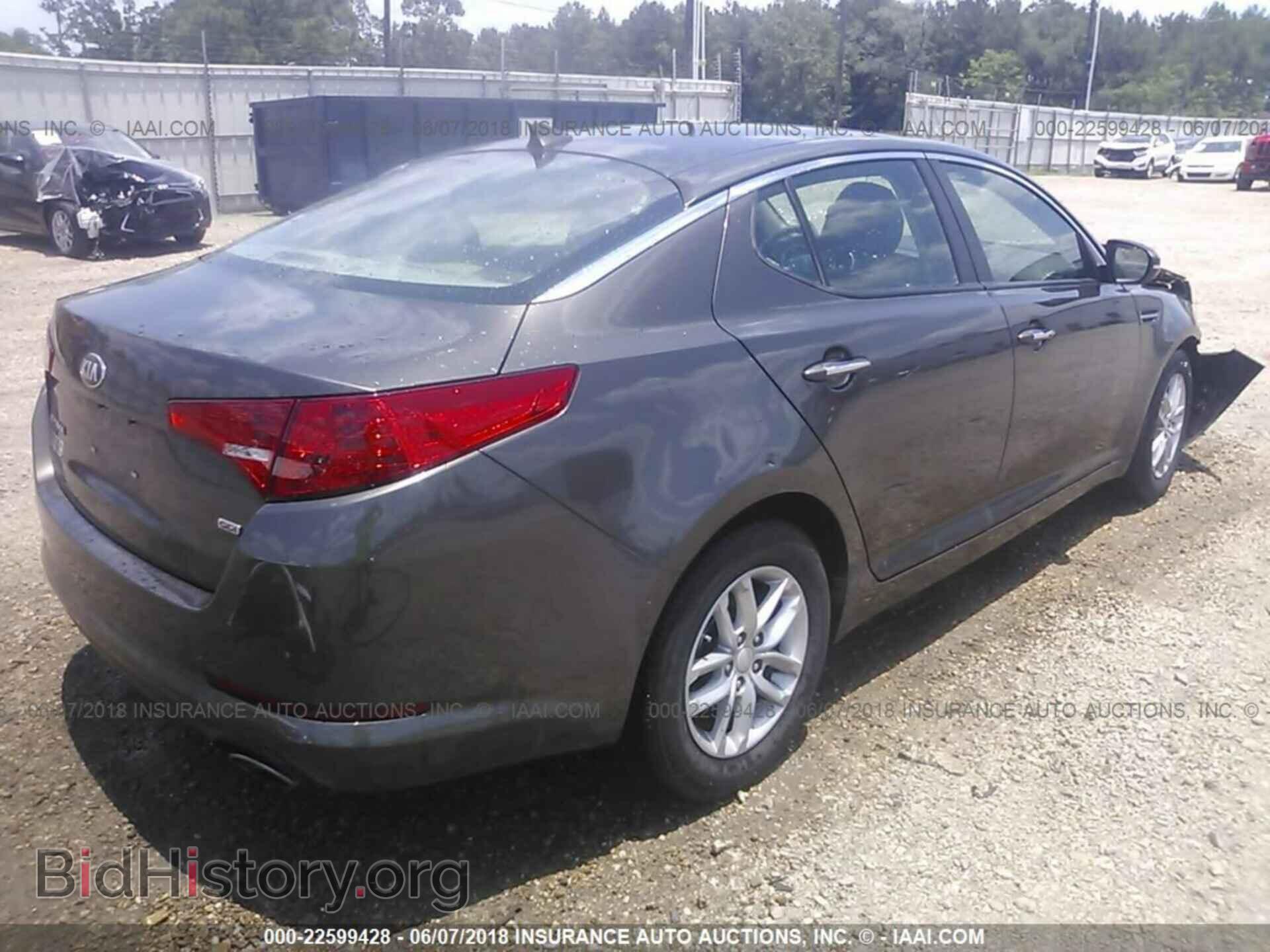 2013 Kia Optima - VIN: 5XXGM4A76DG219121 - Photo 4