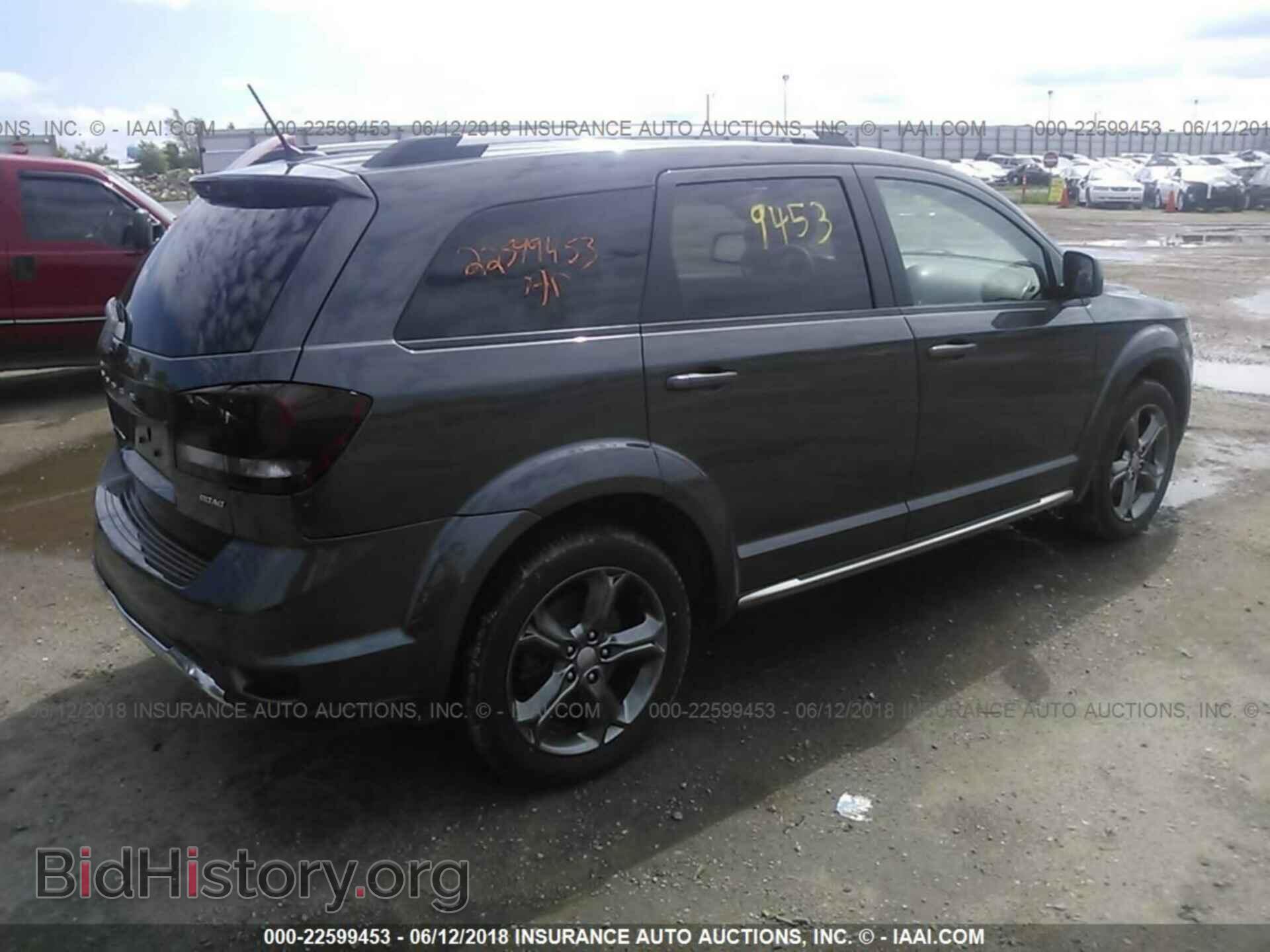2015 Dodge Journey - VIN: 3C4PDDGG7FT740735 - Photo 4