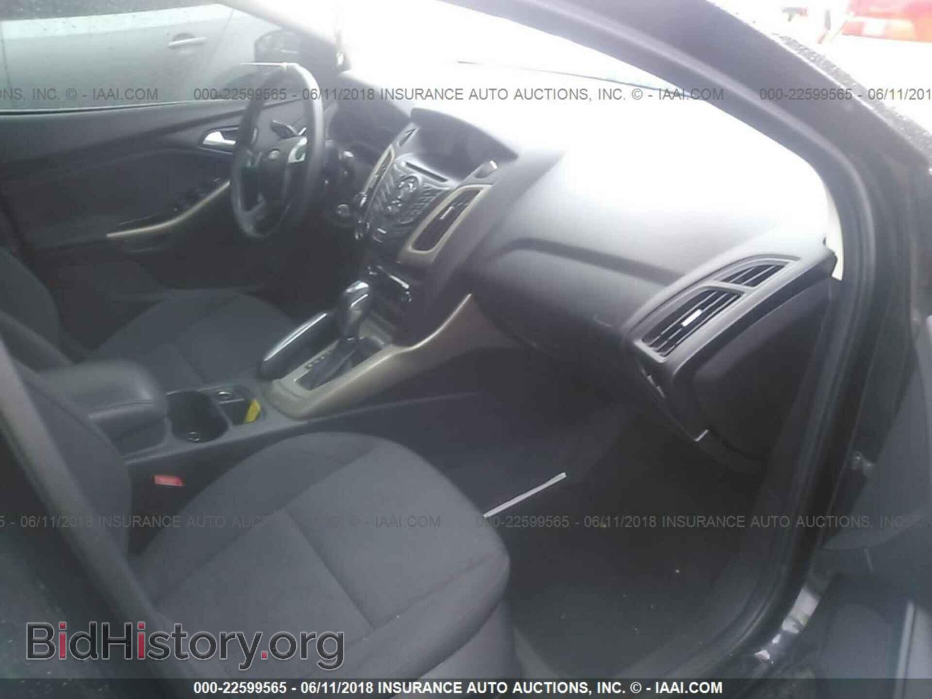 2012 Ford Focus - VIN: 1FAHP3H29CL210790 - Photo 5