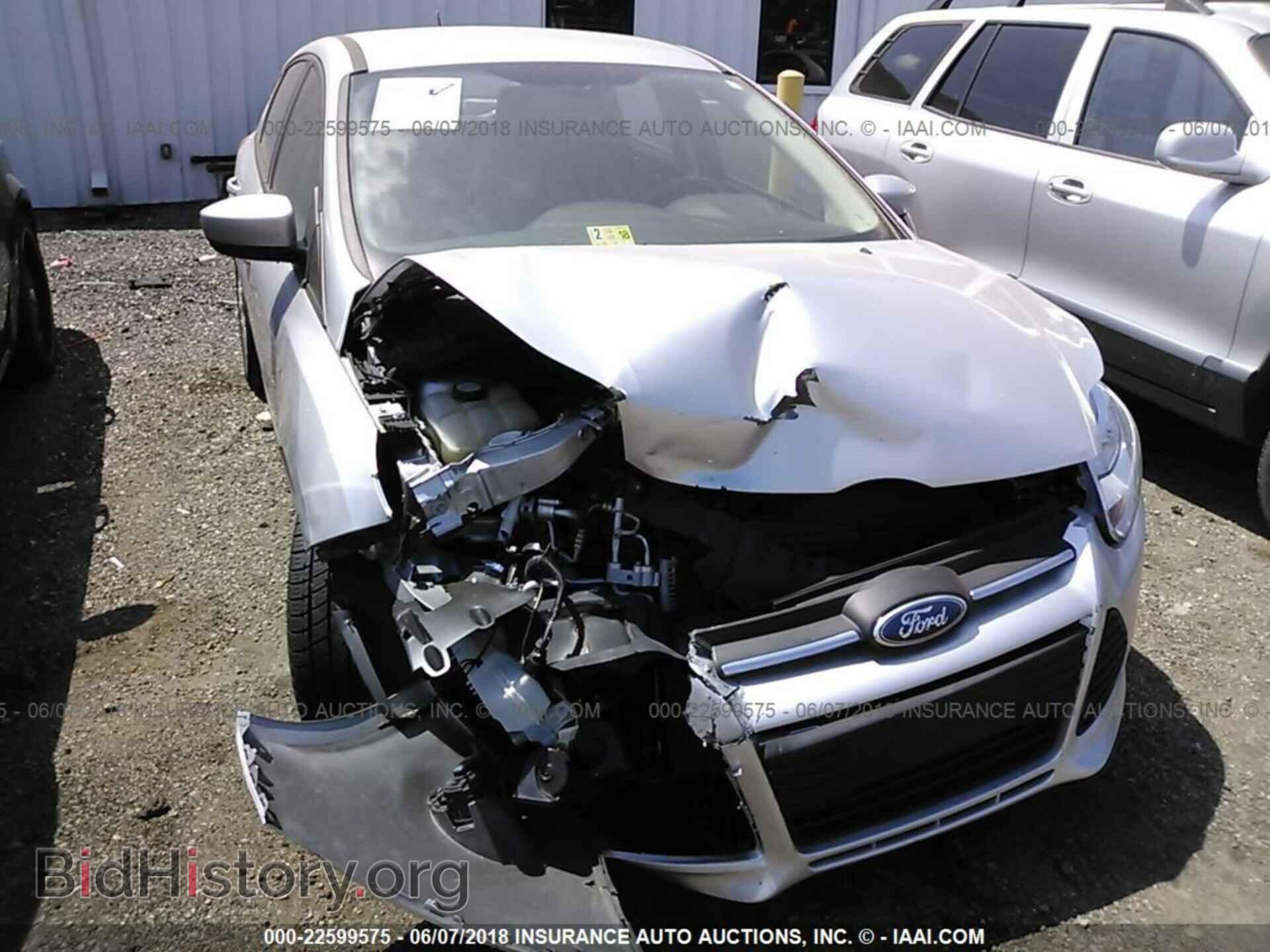 2012 Ford Focus - VIN: 1FAHP3K2XCL220320 - Photo 6