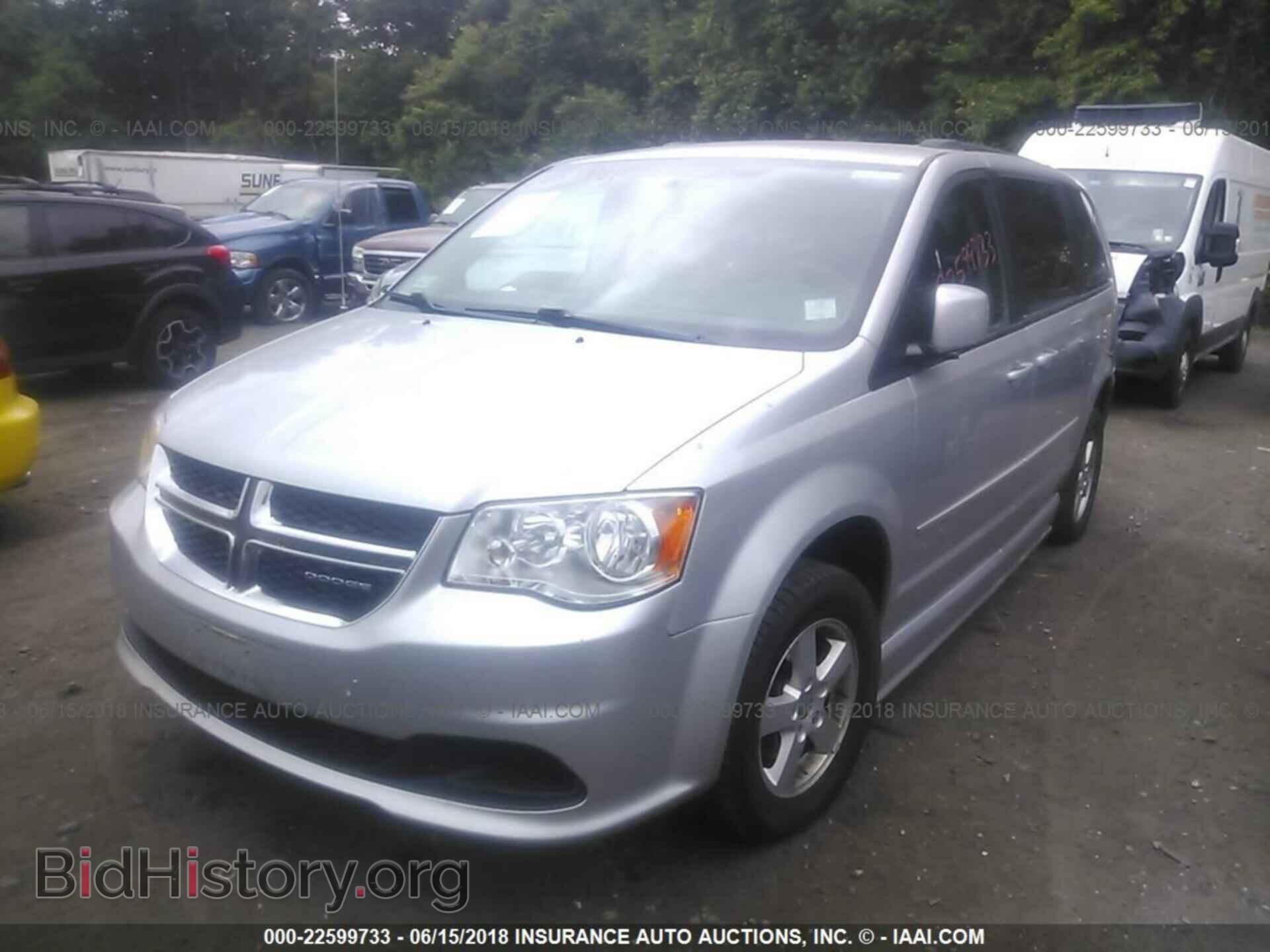 2012 Dodge Grand caravan - VIN: 2C4RDGCG2CR130577 - Фото 2