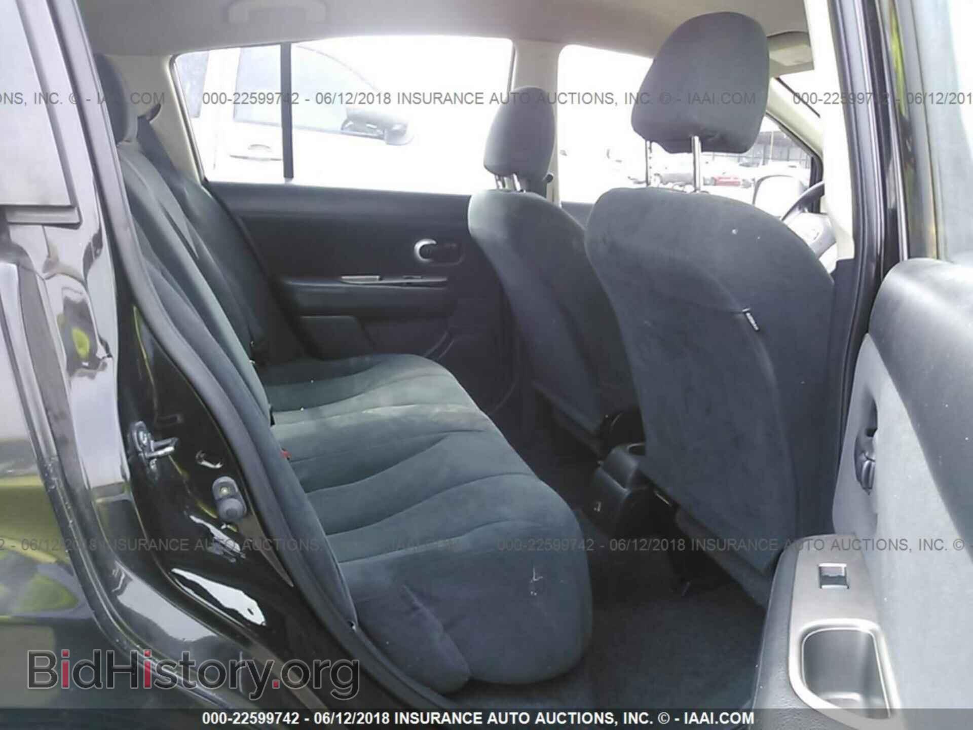 2011 Nissan Versa - VIN: 3N1BC1CP9BL517370 - Photo 8
