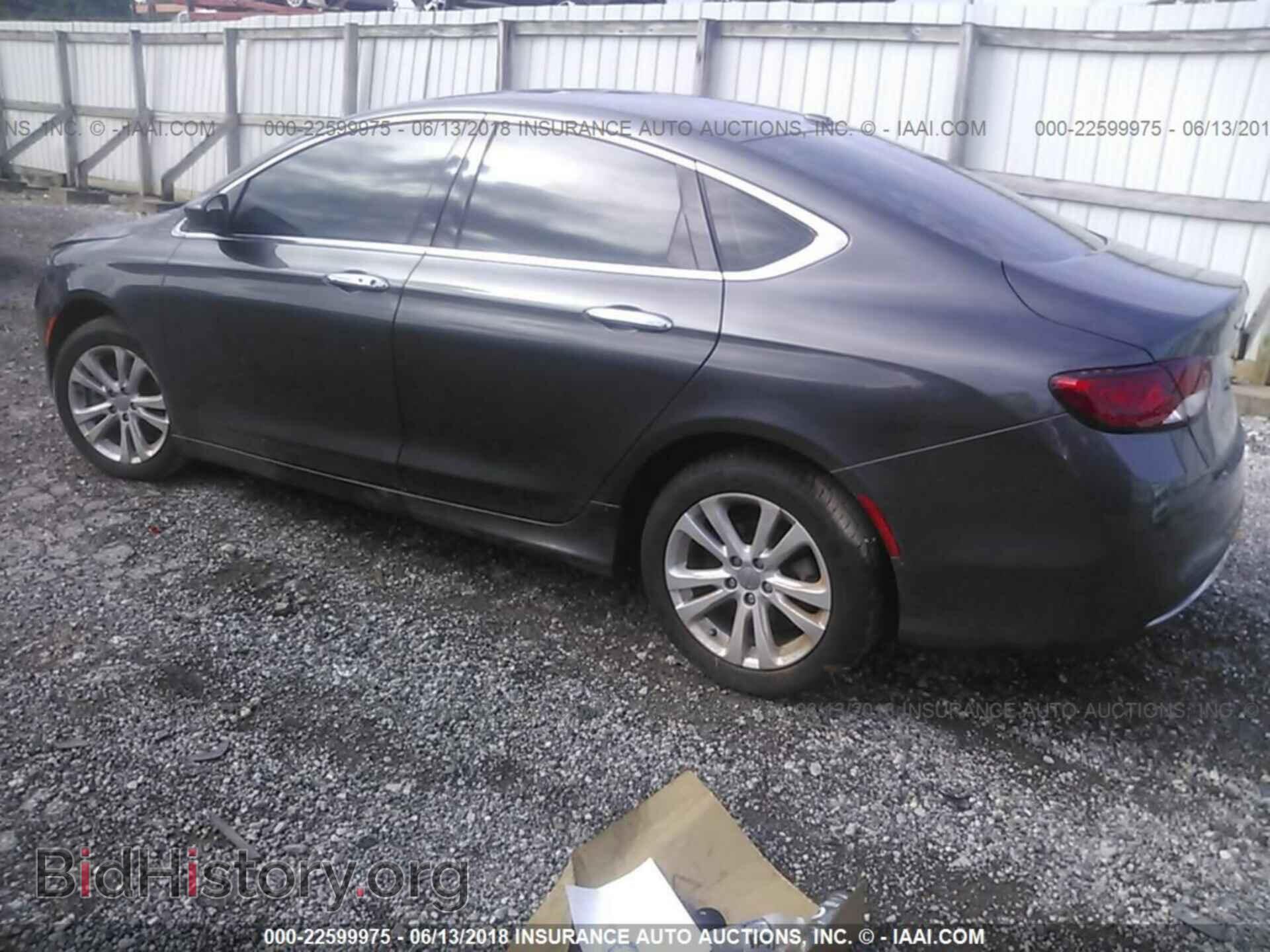 2015 Chrysler 200 - VIN: 1C3CCCAB1FN552628 - Photo 3