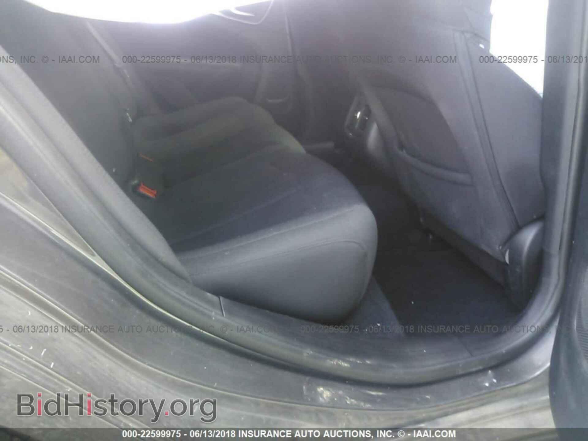 2015 Chrysler 200 - VIN: 1C3CCCAB1FN552628 - Photo 8
