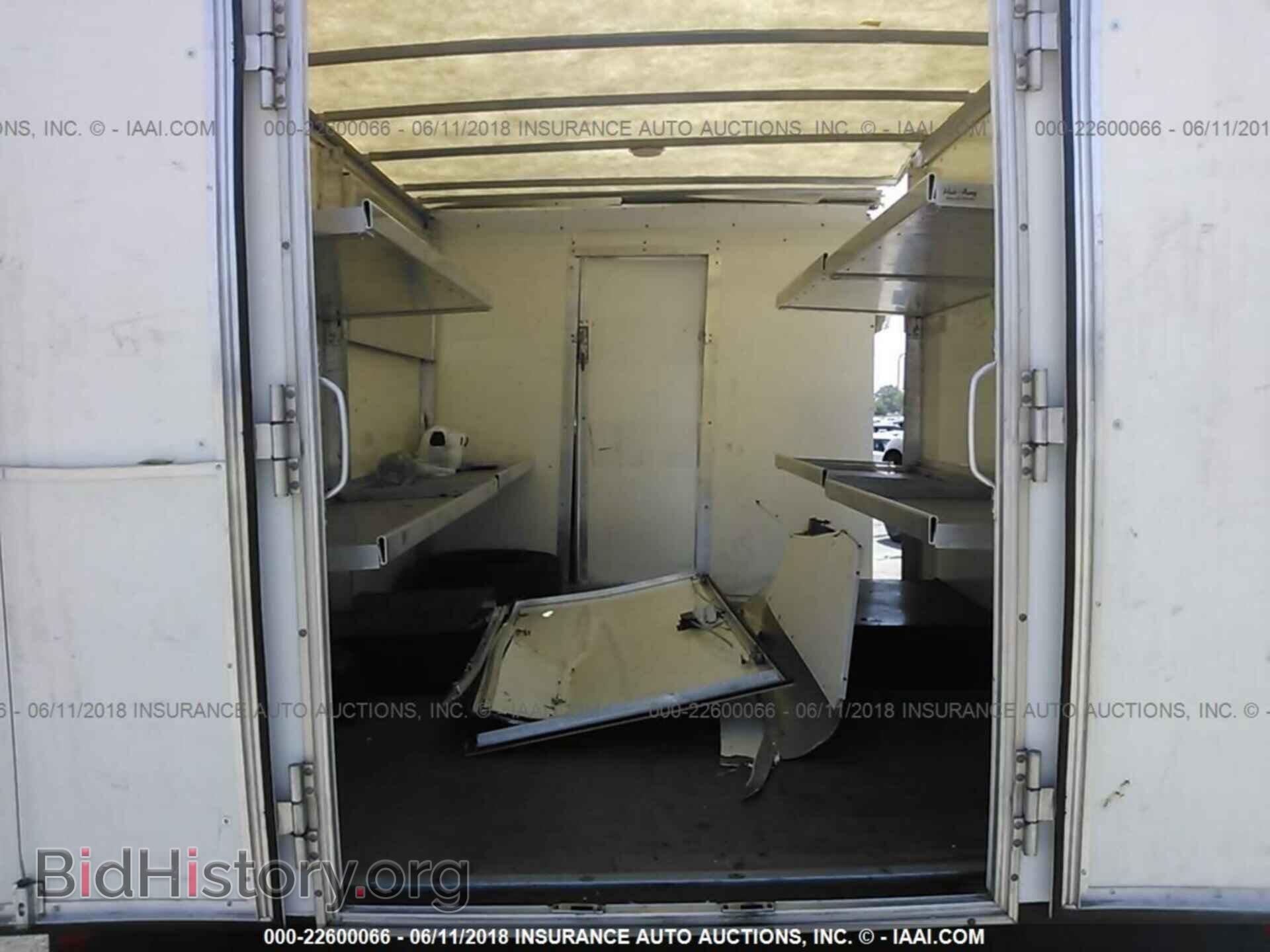 2015 Ford Econoline - VIN: 1FDWE3FL8FDA09461 - Photo 7