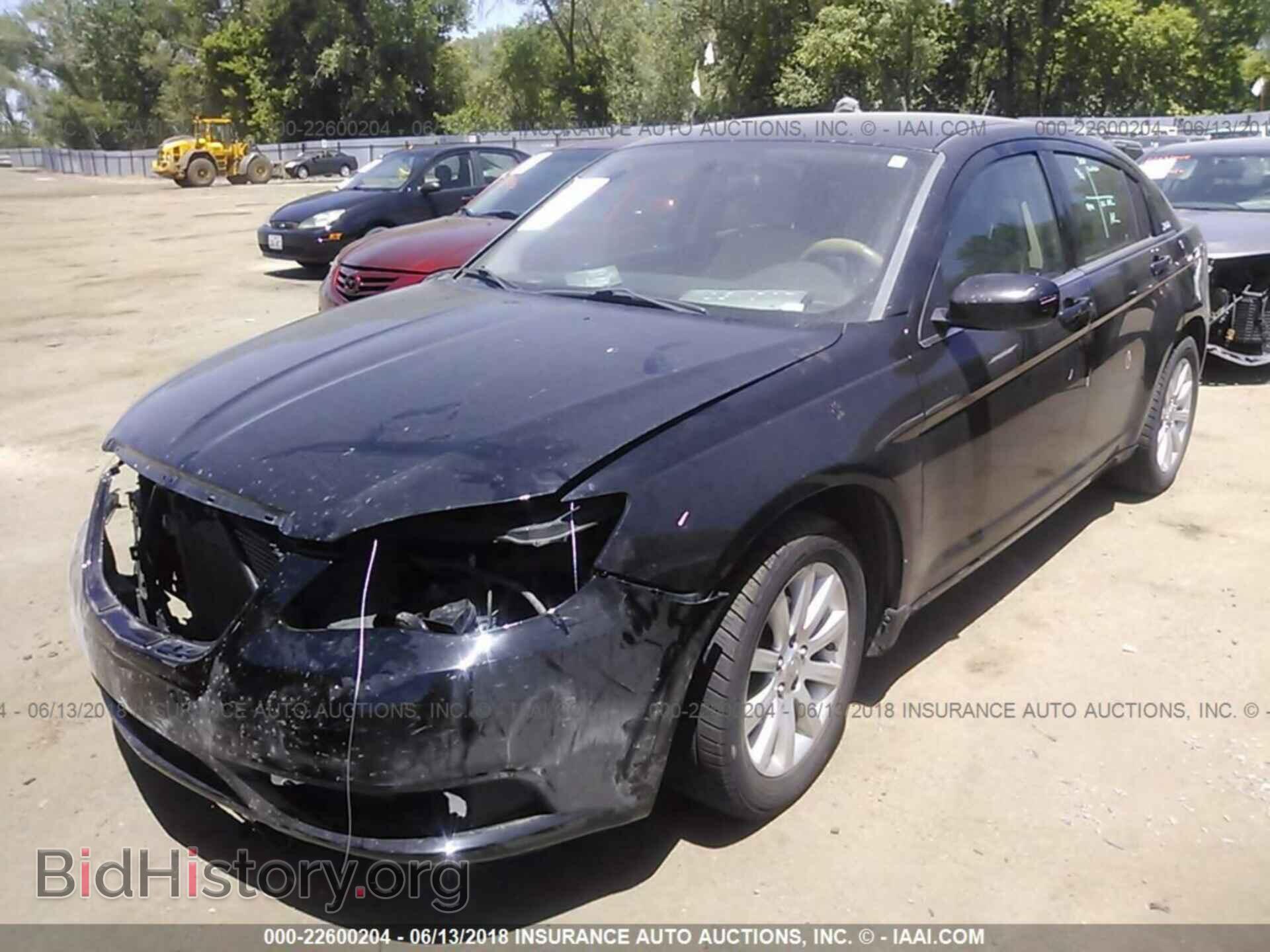 2013 CHRYSLER 200 - VIN: 1C3CCBBB1DN723089 - Photo 2
