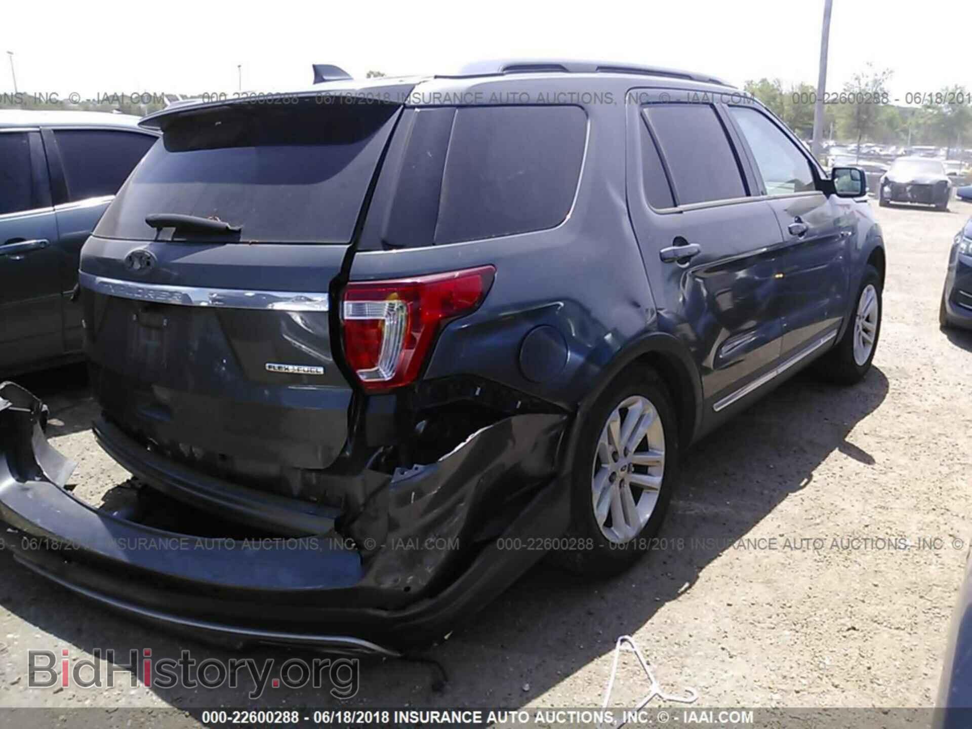 2016 Ford Explorer - VIN: 1FM5K7D83GGA06073 - Фото 4