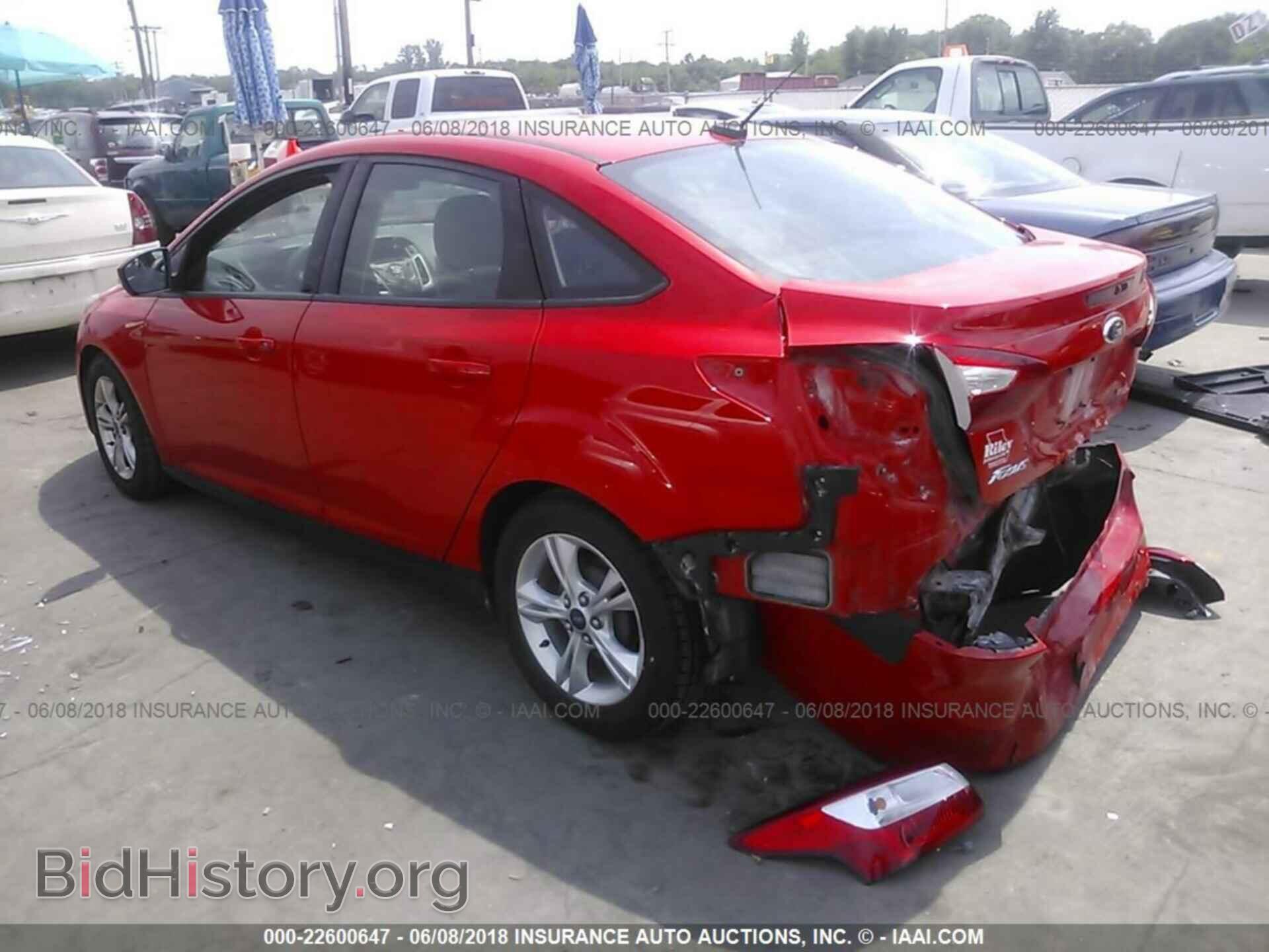 2014 Ford Focus - VIN: 1FADP3F28EL259418 - Photo 3