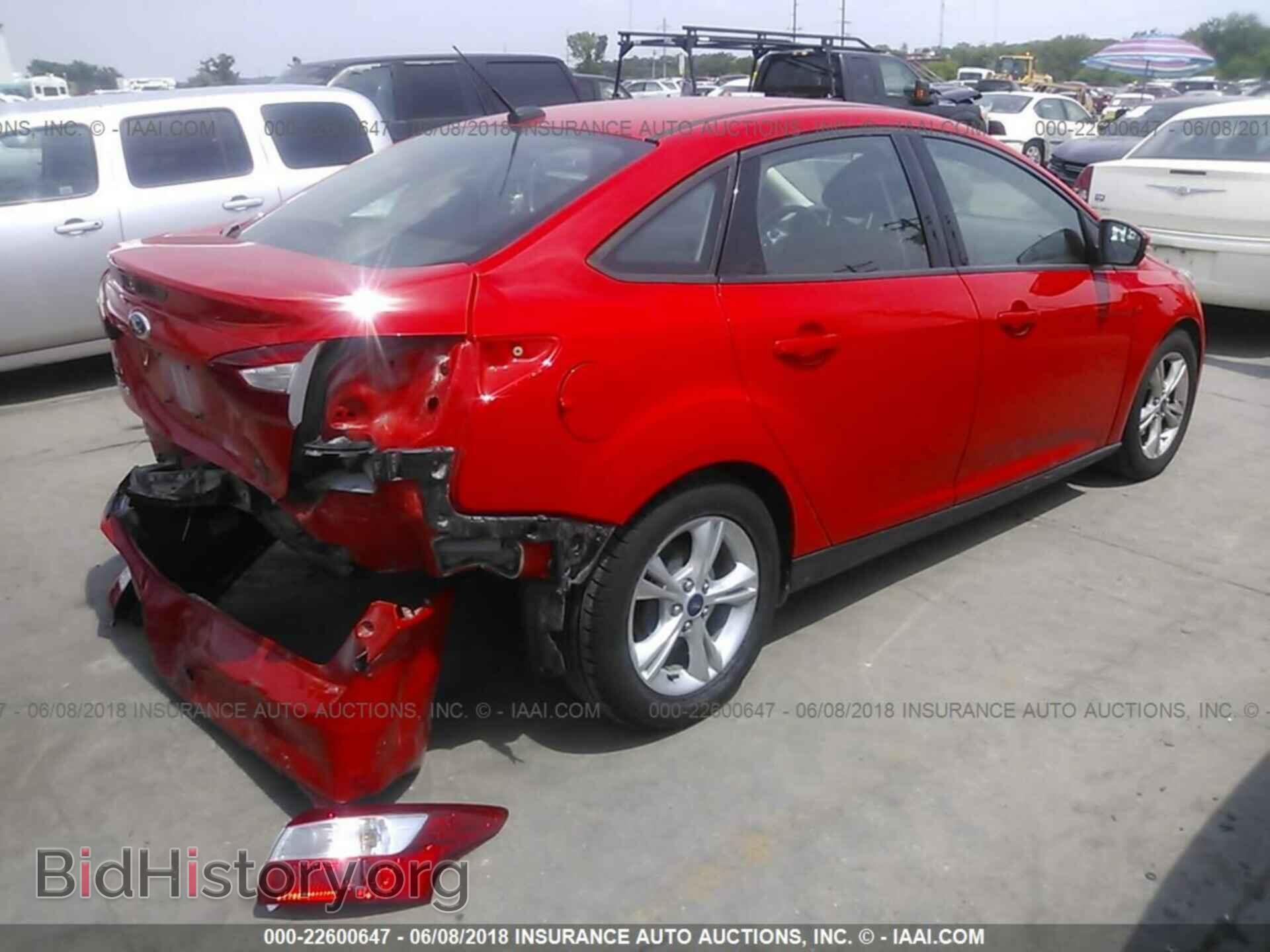 2014 Ford Focus - VIN: 1FADP3F28EL259418 - Photo 4