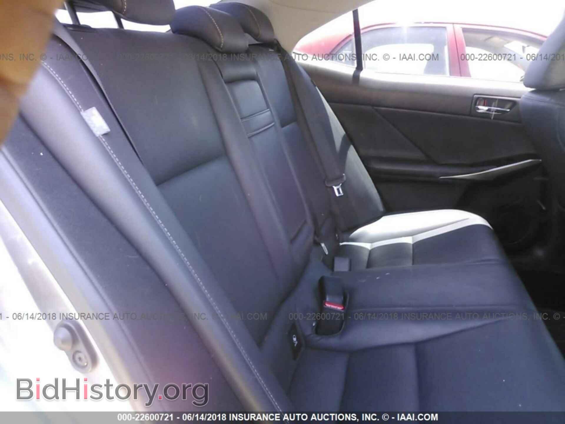 2014 Lexus Is - VIN: JTHBF1D26E5022666 - Photo 8