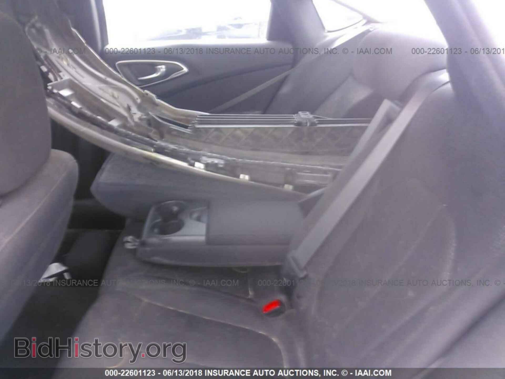 2015 Chrysler 200 - VIN: 1C3CCCAB9FN631657 - Photo 8