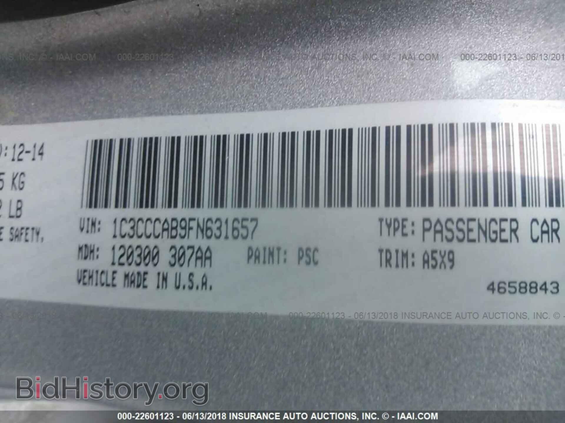 2015 Chrysler 200 - VIN: 1C3CCCAB9FN631657 - Photo 9