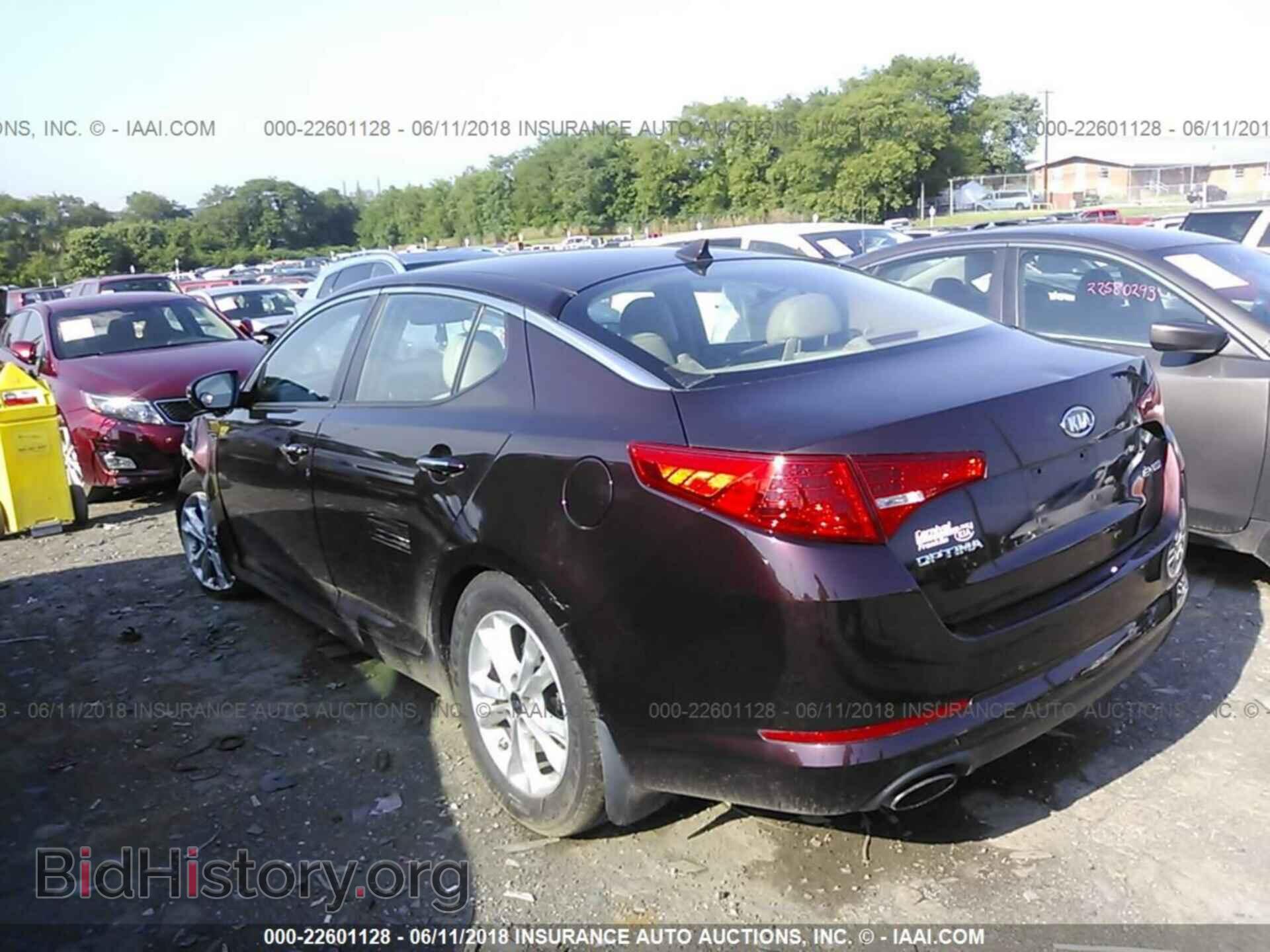 2011 Kia Optima - VIN: KNAGN4A79B5125049 - Фото 3