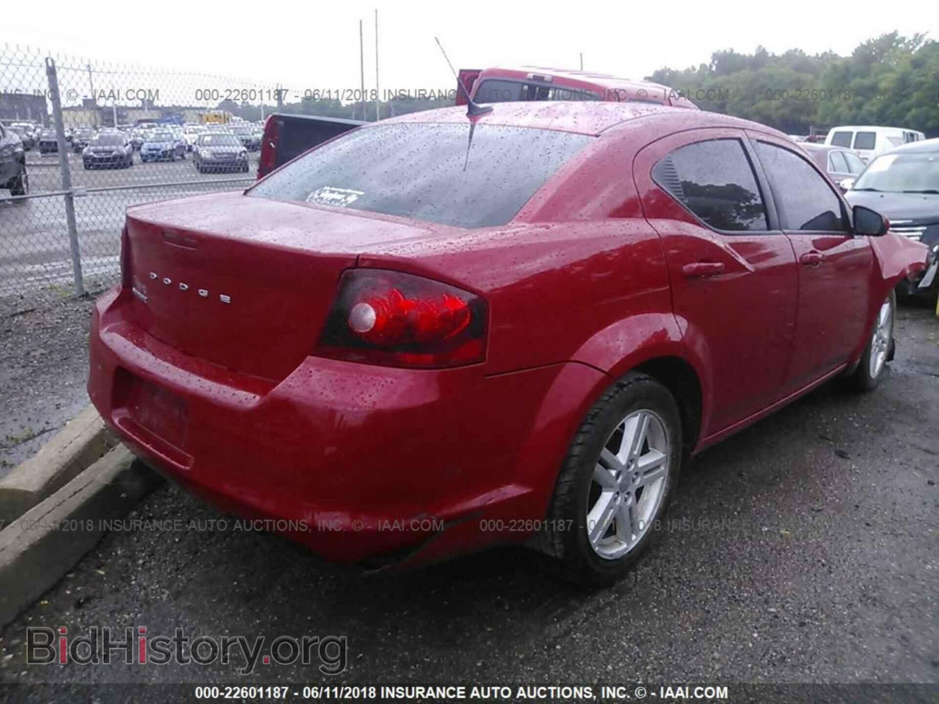 2011 Dodge Avenger - VIN: 1B3BD1FB7BN512275 - Фото 4