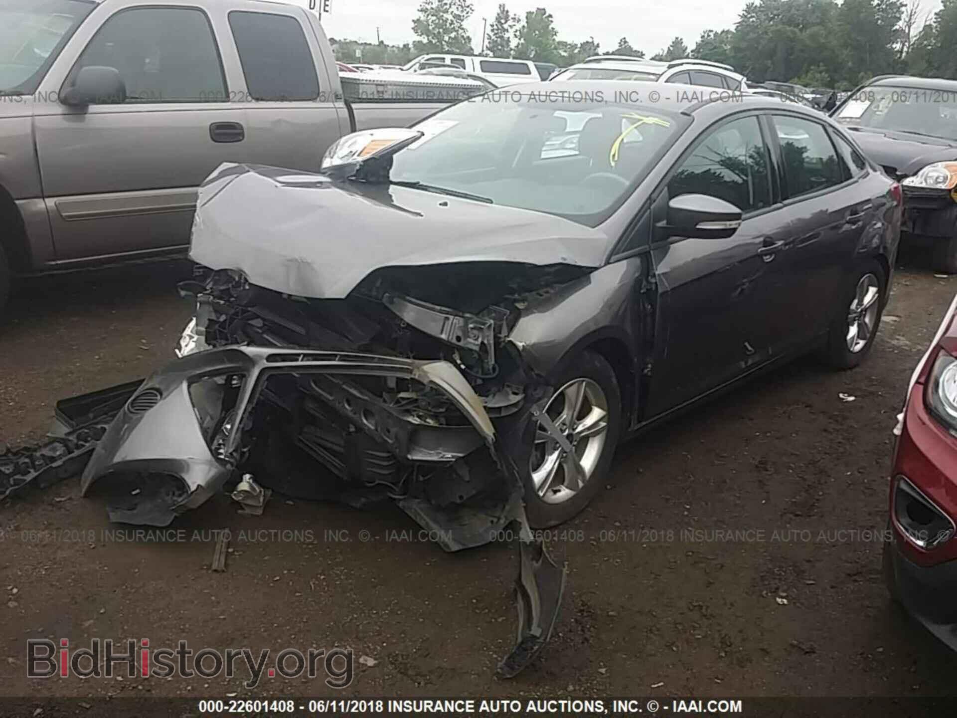 2014 Ford Focus - VIN: 1FADP3F28EL316409 - Фото 2