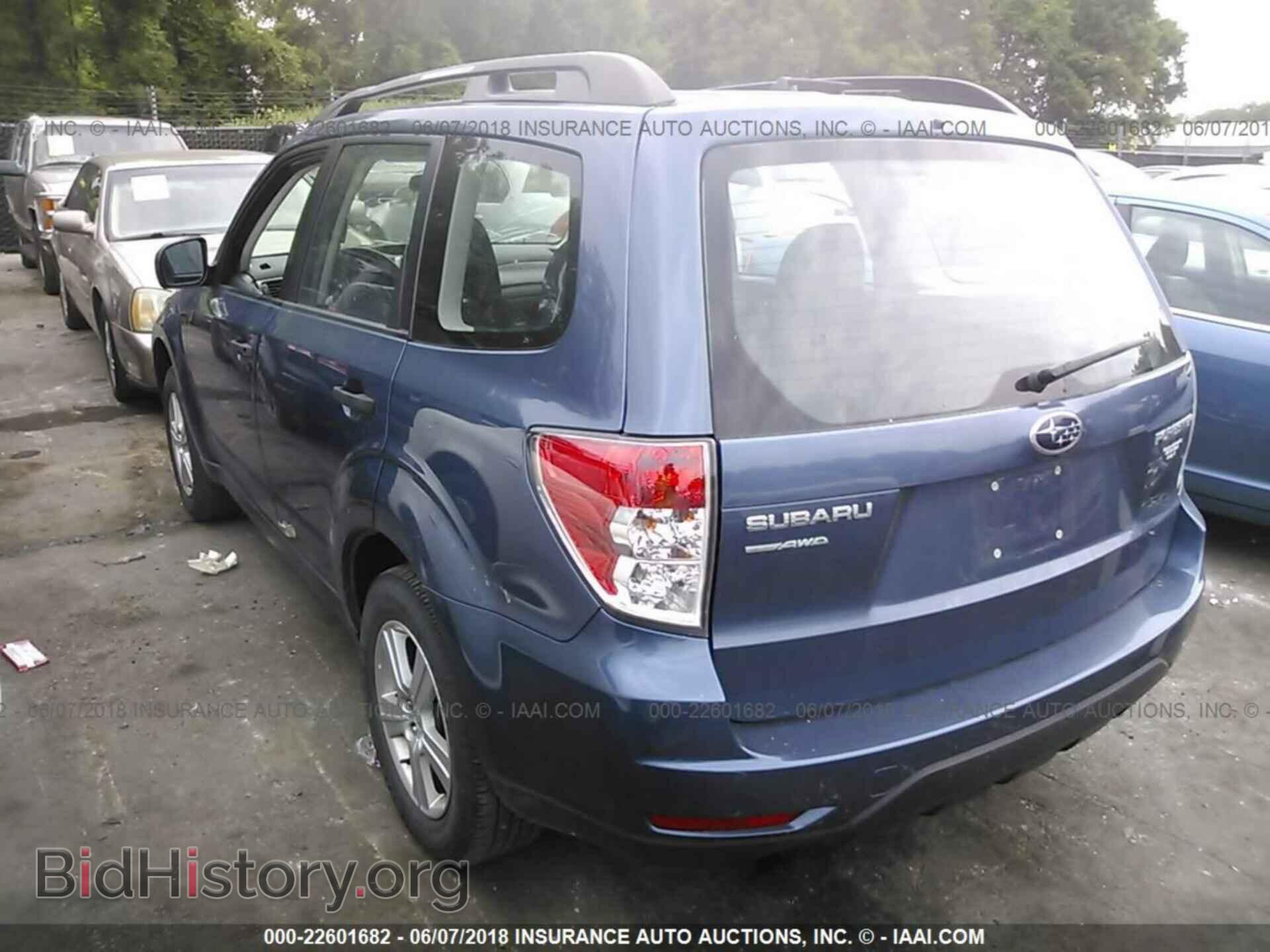 2011 Subaru Forester - VIN: JF2SHBBC2BH734570 - Photo 3