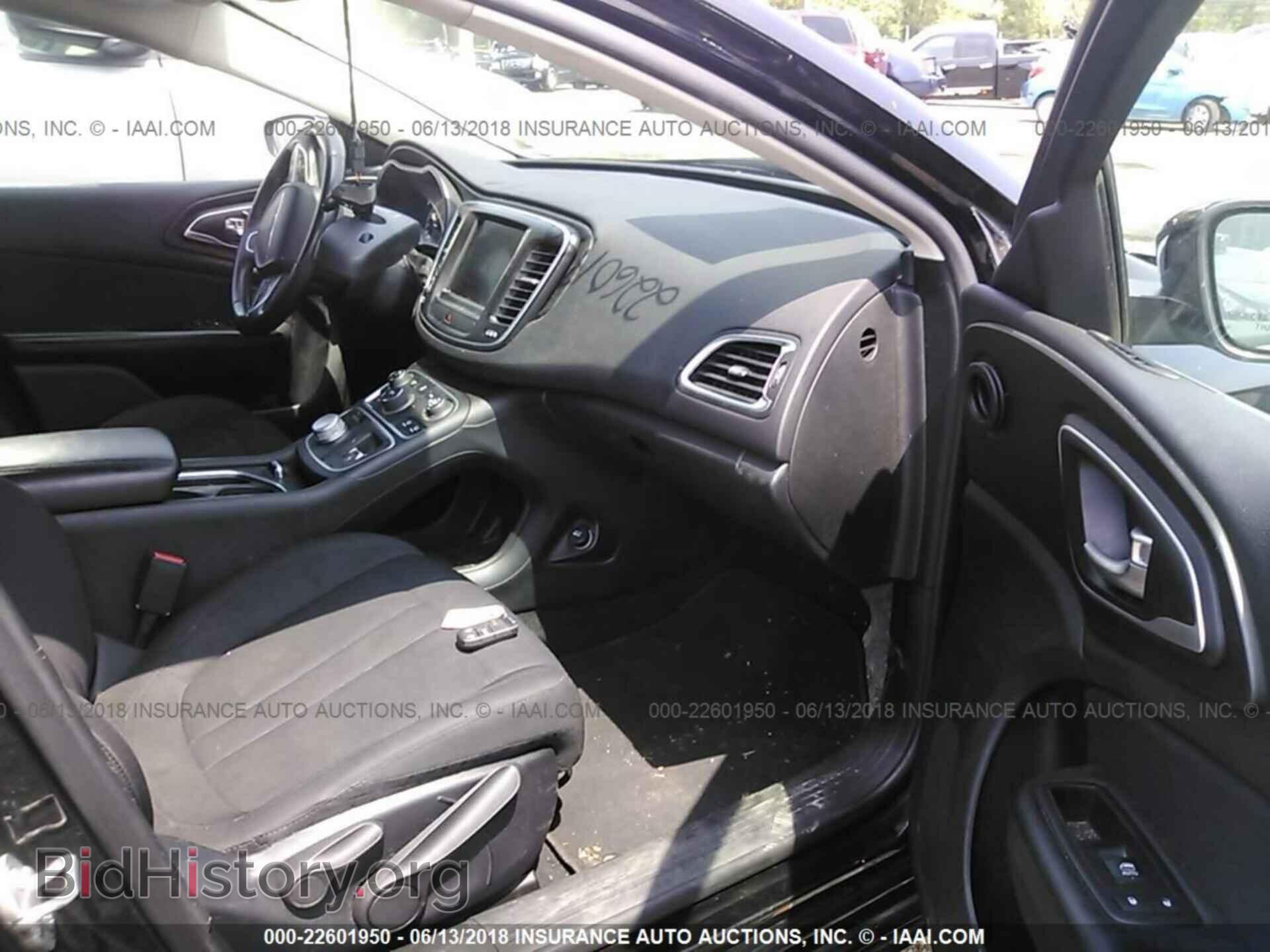 2015 Chrysler 200 - VIN: 1C3CCCAB2FN641866 - Фото 5