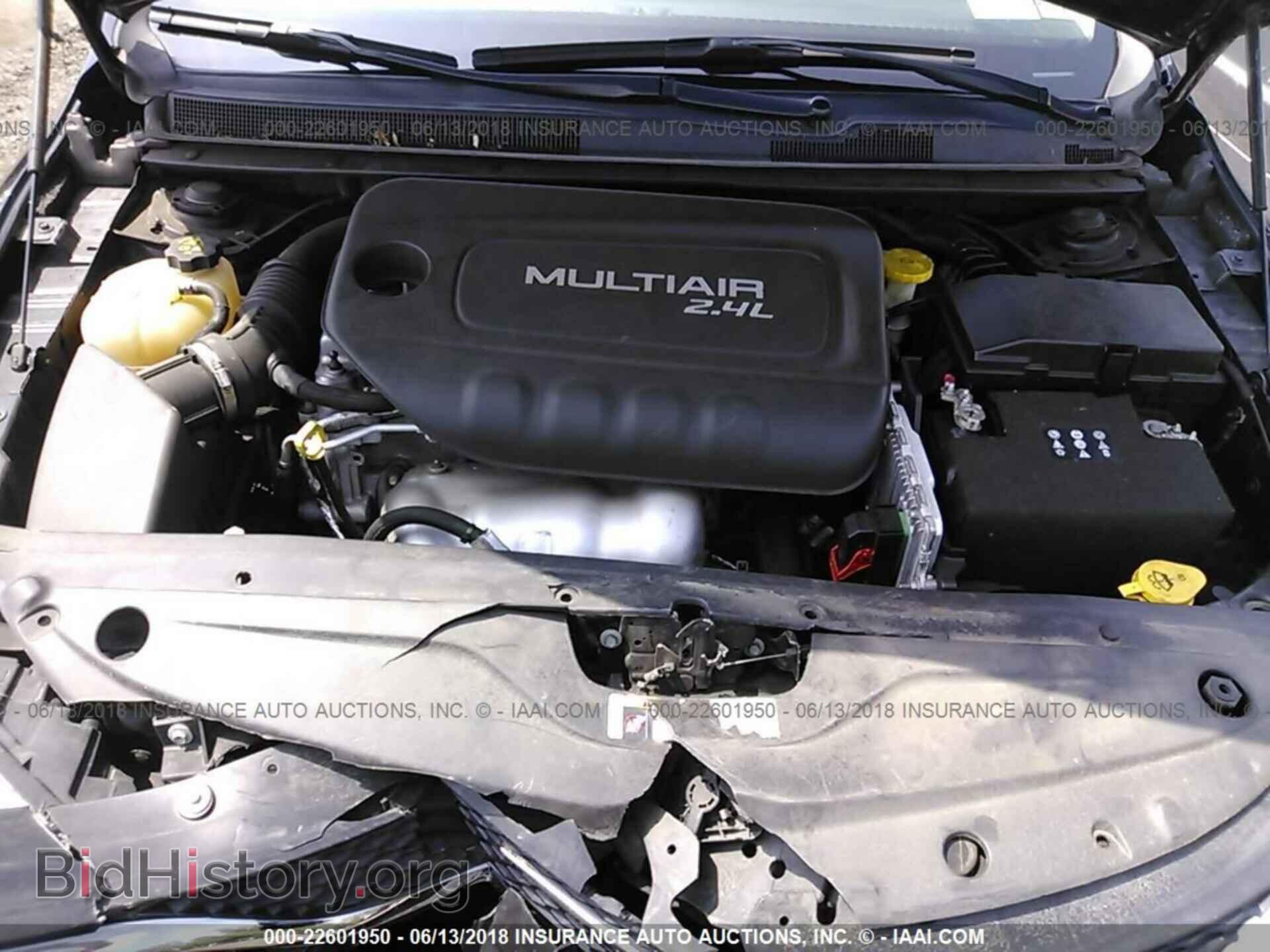 2015 Chrysler 200 - VIN: 1C3CCCAB2FN641866 - Фото 10