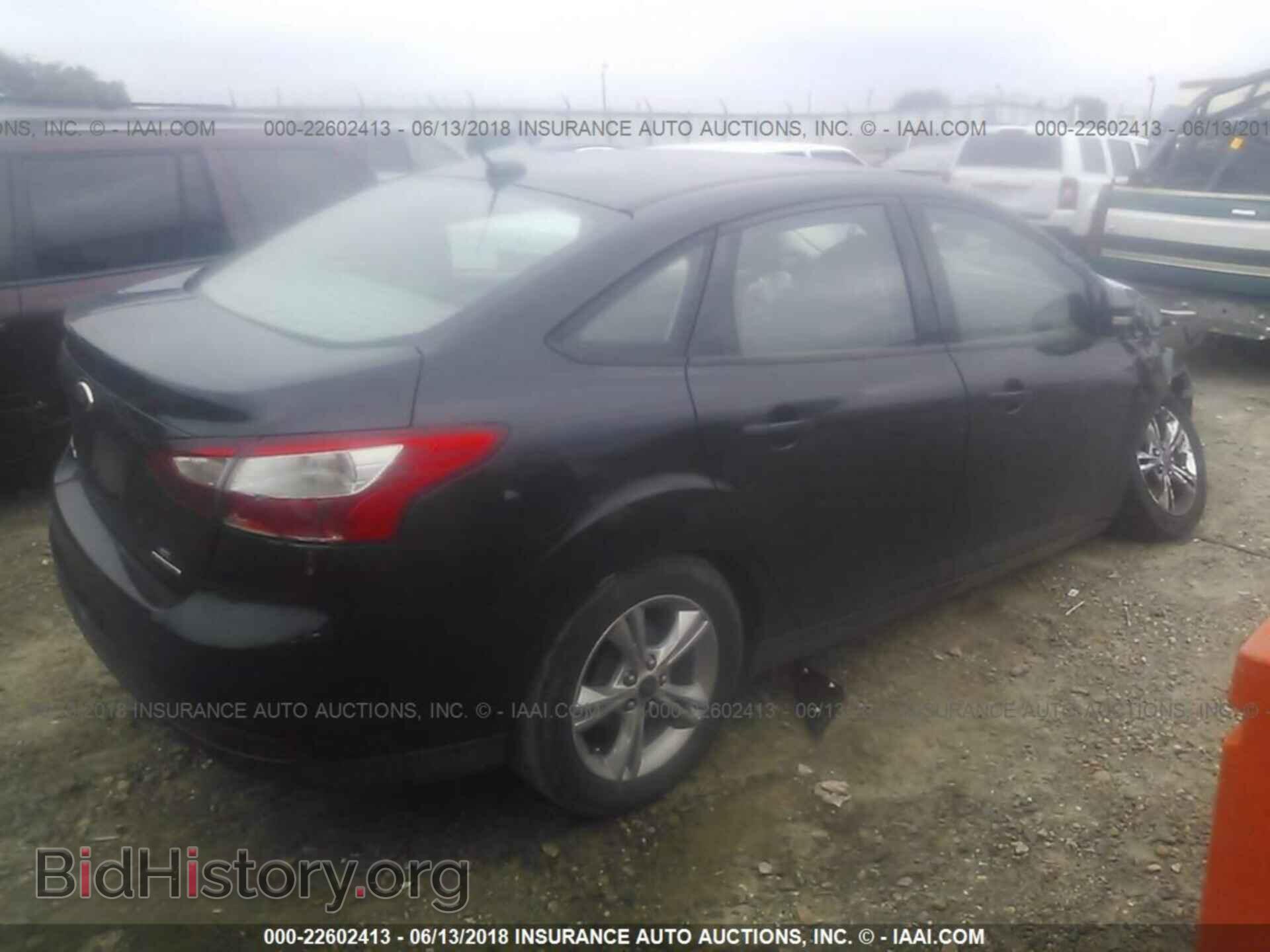 2014 Ford Focus - VIN: 1FADP3F27EL126164 - Photo 4