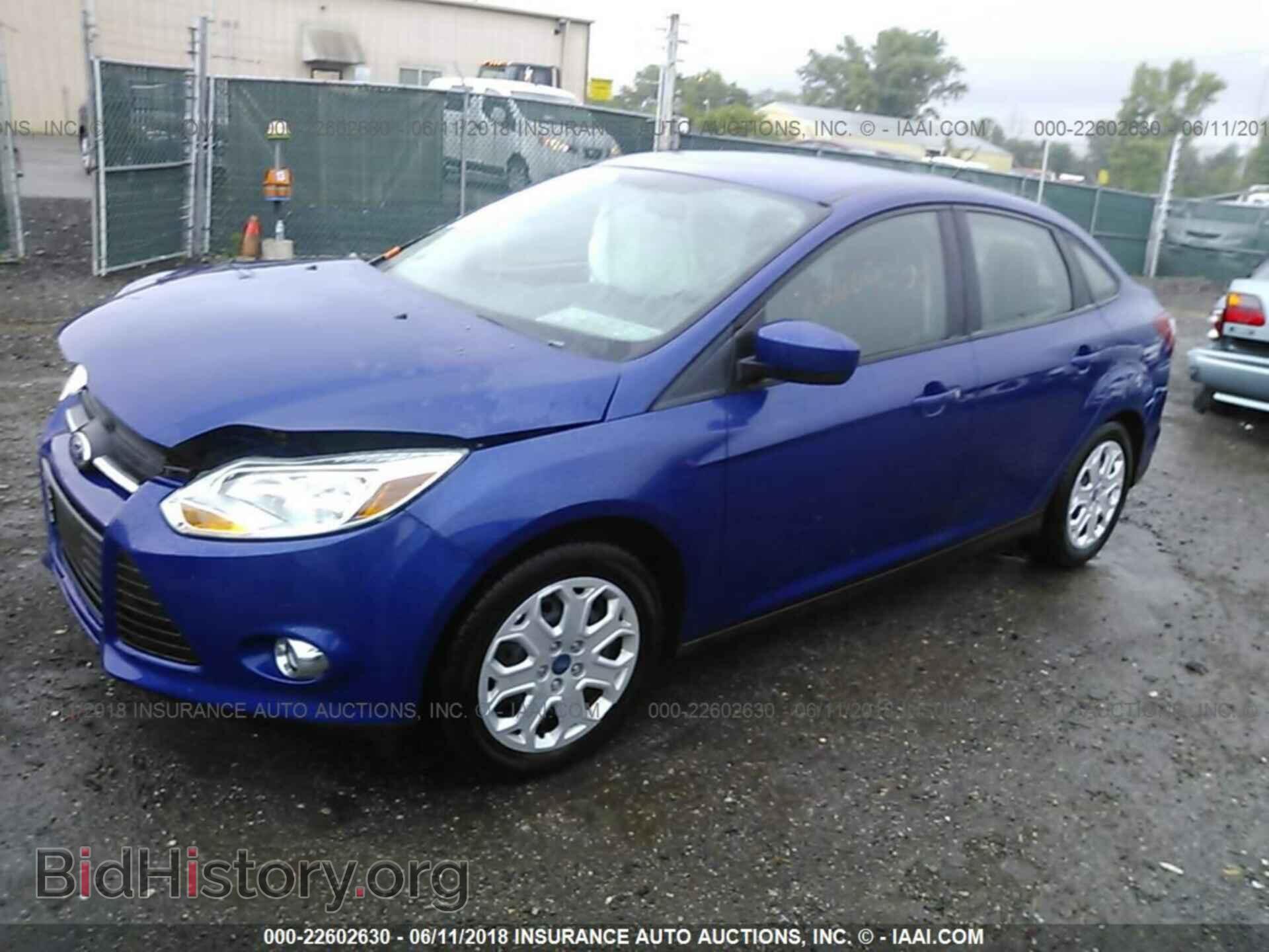 2012 Ford Focus - VIN: 1FAHP3F29CL354066 - Photo 2