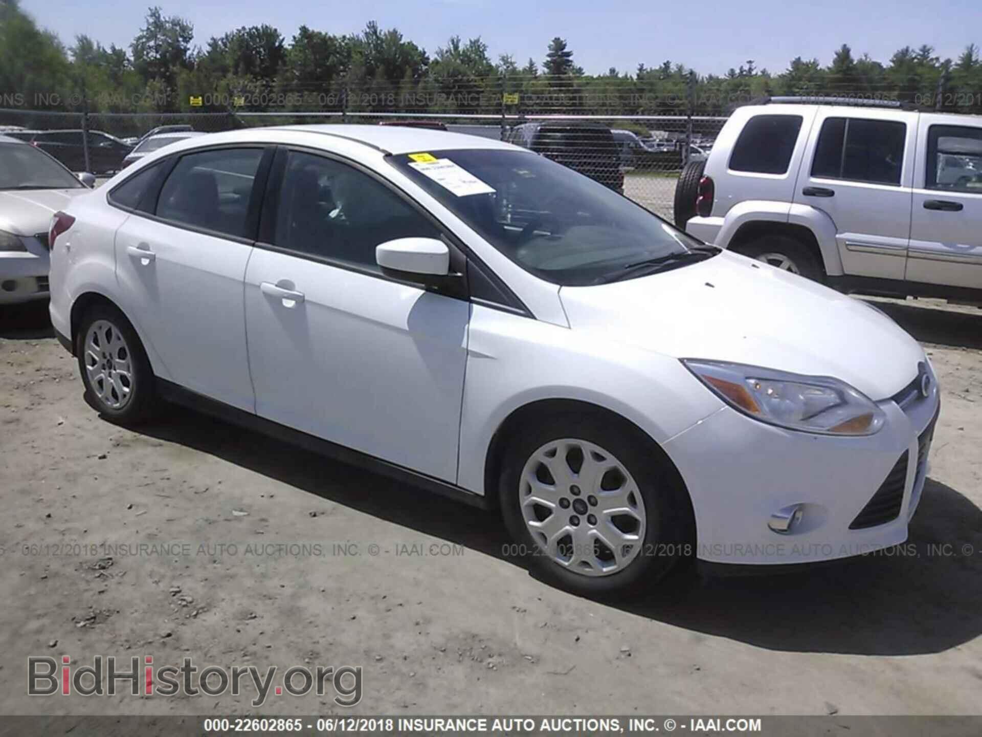 Photo 1FAHP3F26CL280282 - Ford Focus 2012