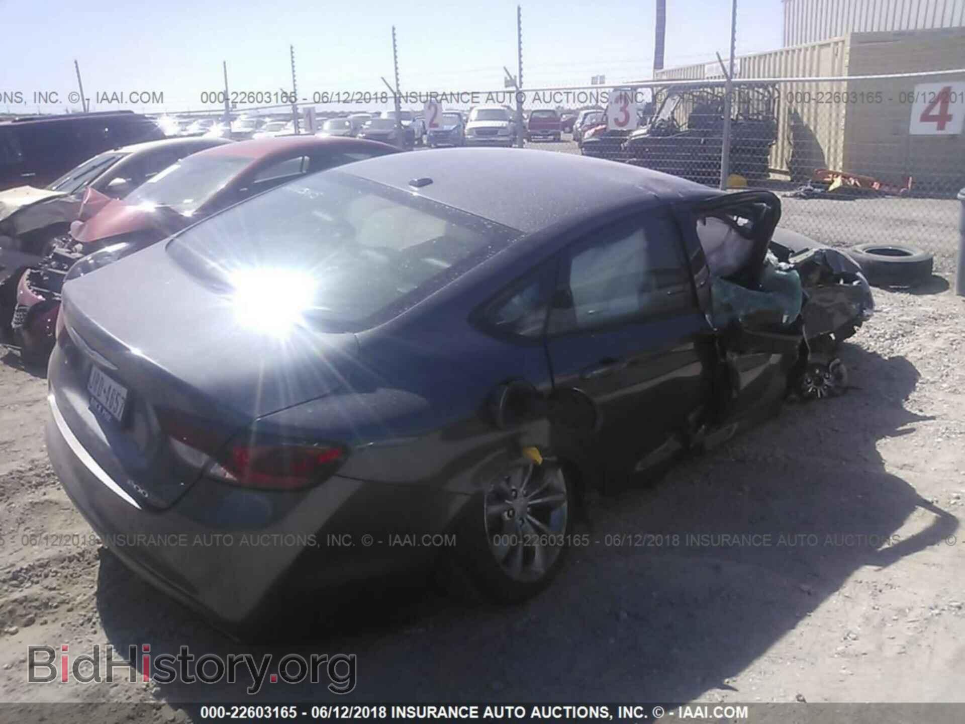 2015 Chrysler 200 - VIN: 1C3CCCBBXFN723536 - Фото 4