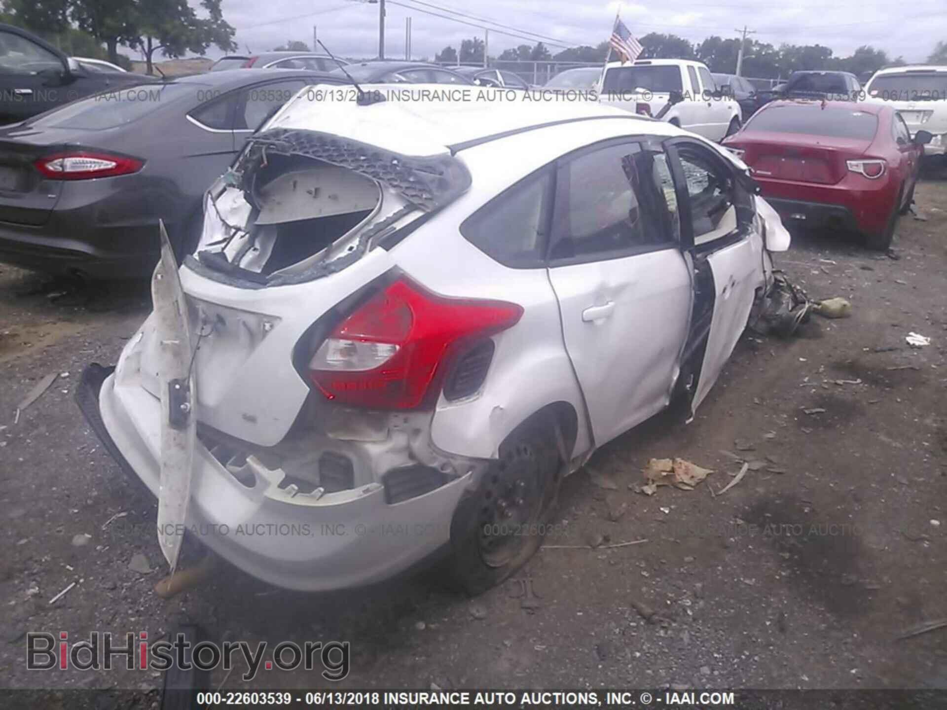 2012 Ford Focus - VIN: 1FAHP3K20CL258638 - Фото 4