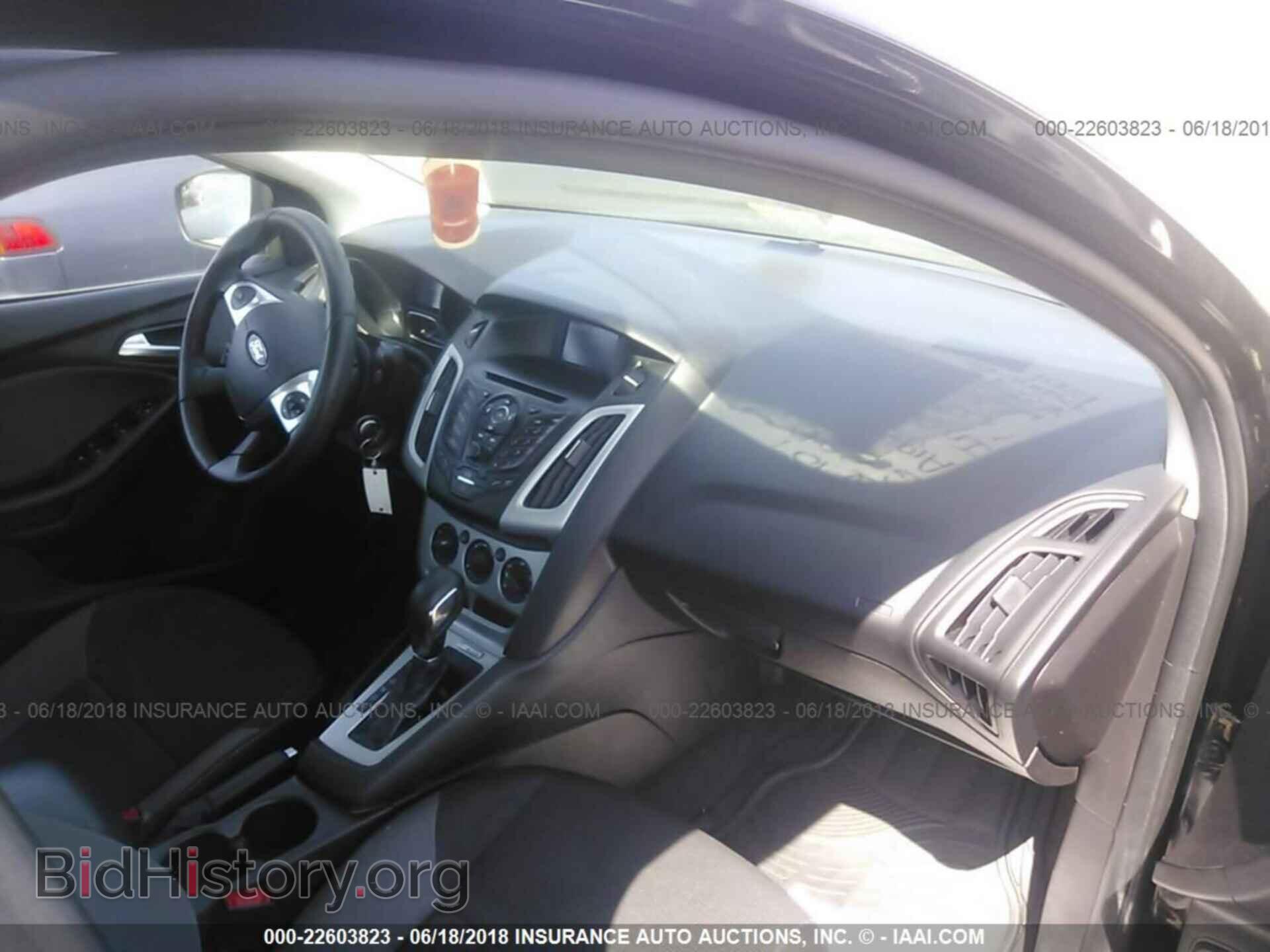 2014 Ford Focus - VIN: 1FADP3F20EL226865 - Photo 5